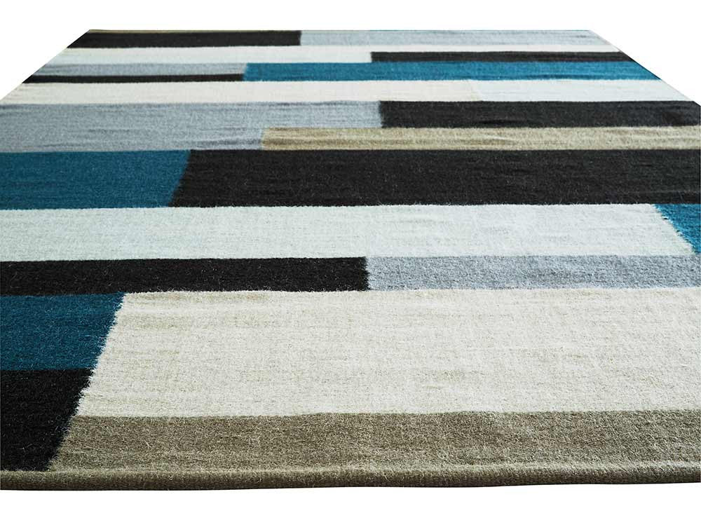 Elmhurst Woodward Black/Blue Area Rug - Image 4