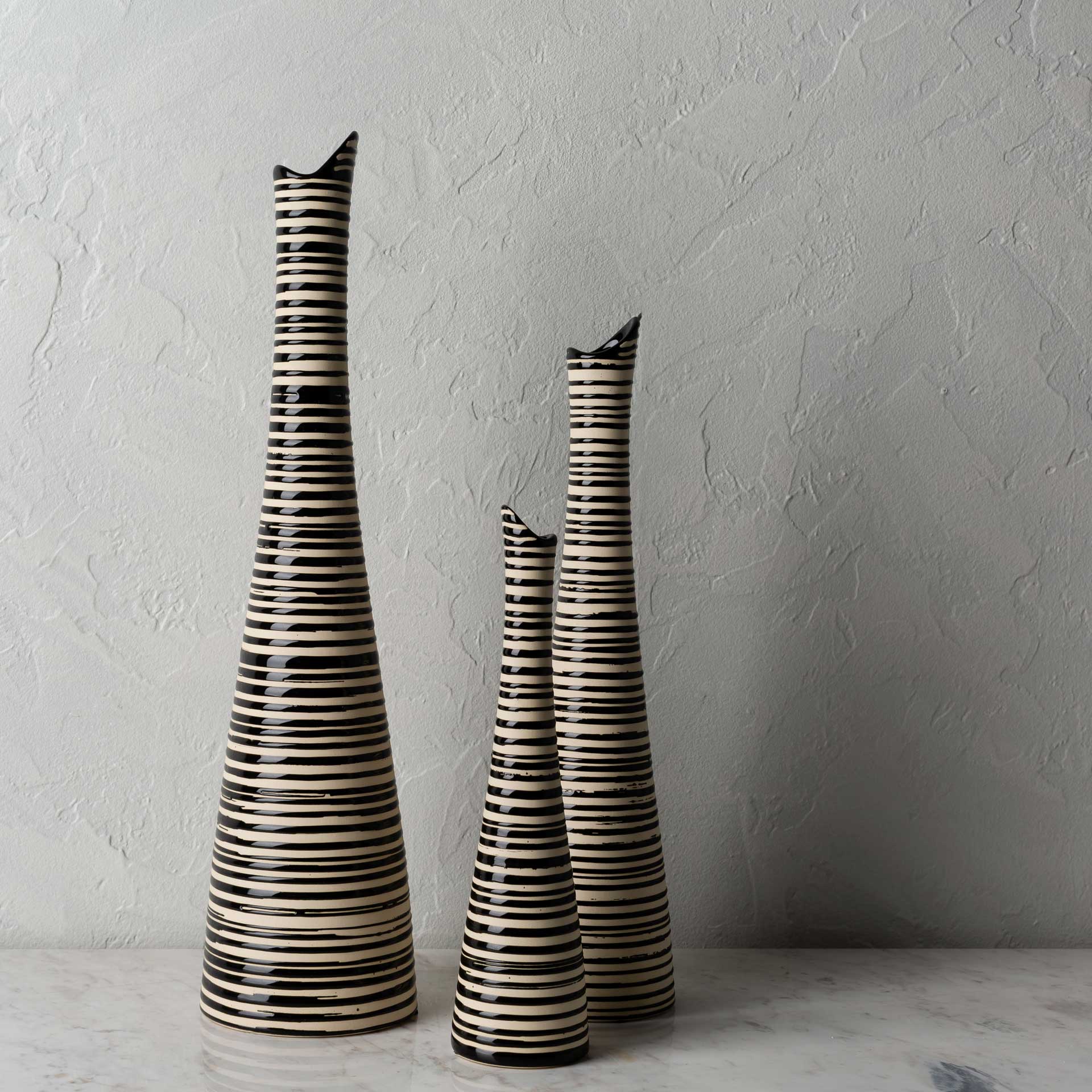 Ember Vase Black - Image 2