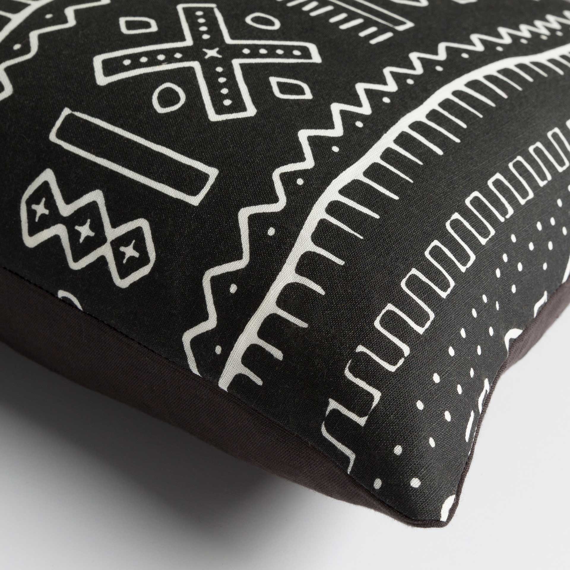 Ethan Pillow Black/Ivory - Image 2