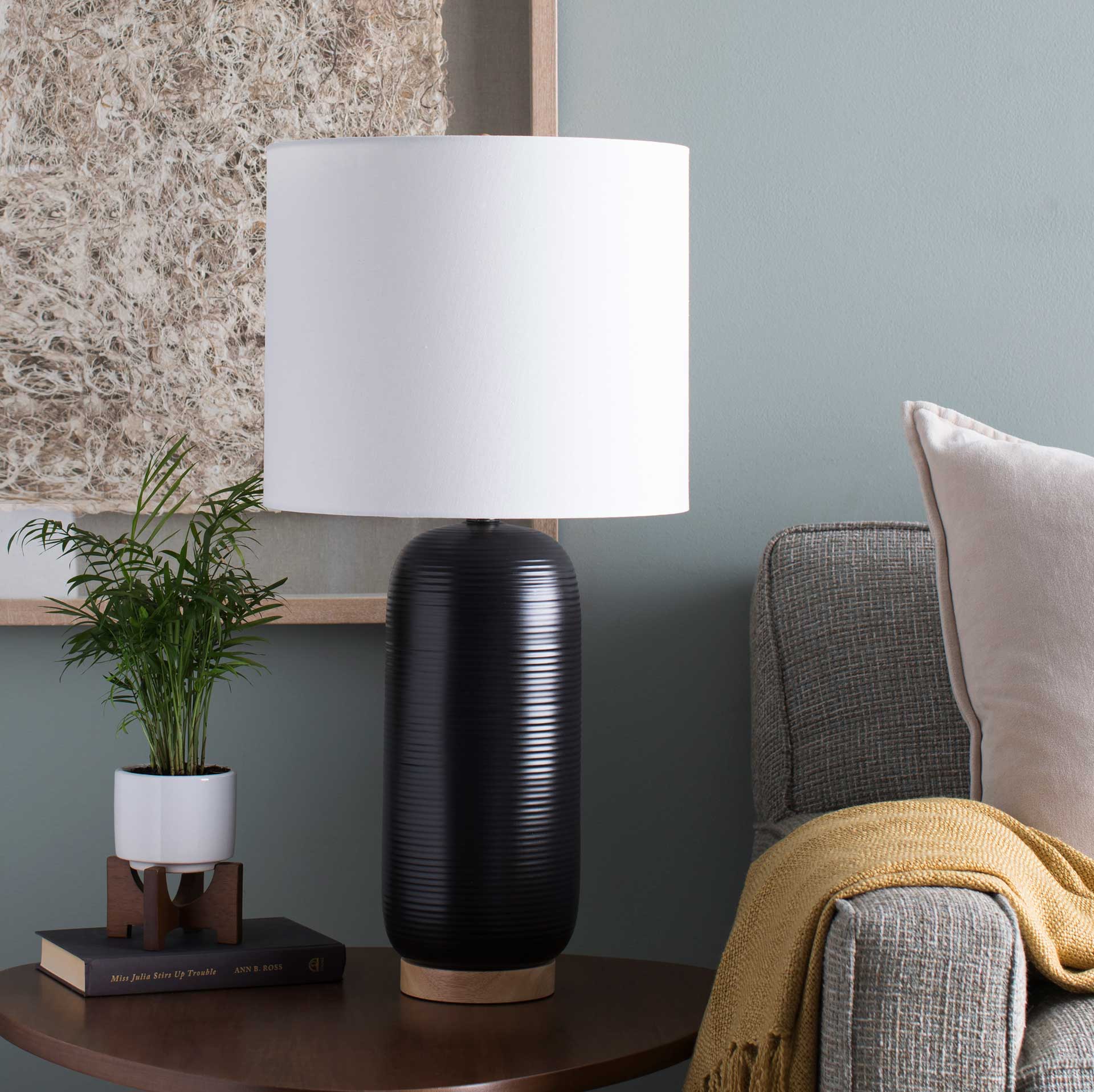 Everly Table Lamp Black/White - Image 6