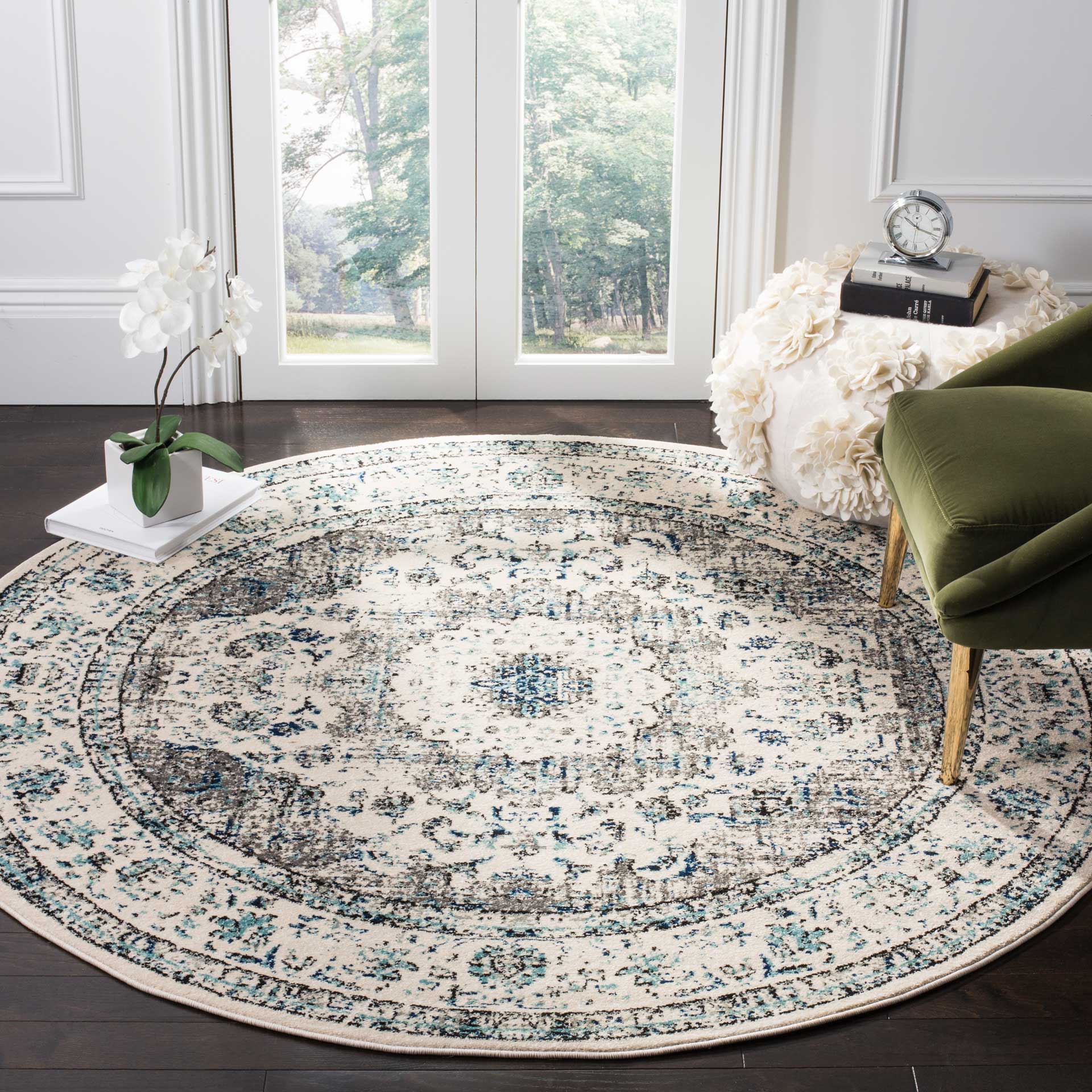 Evoke Medallion Gray/Ivory Round Rug - Image 3