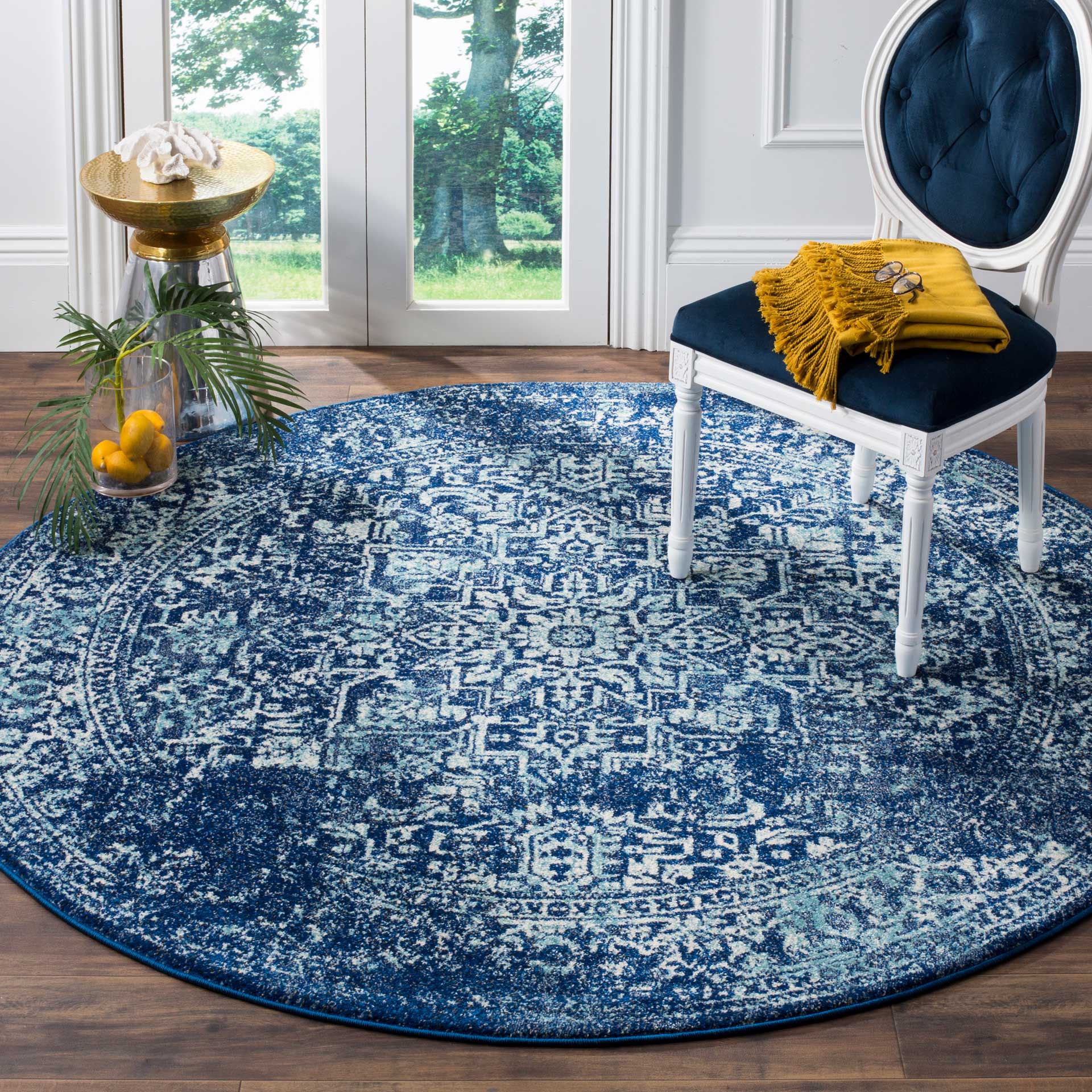 Evoke Oriental Navy/Ivory Round Rug - Image 3