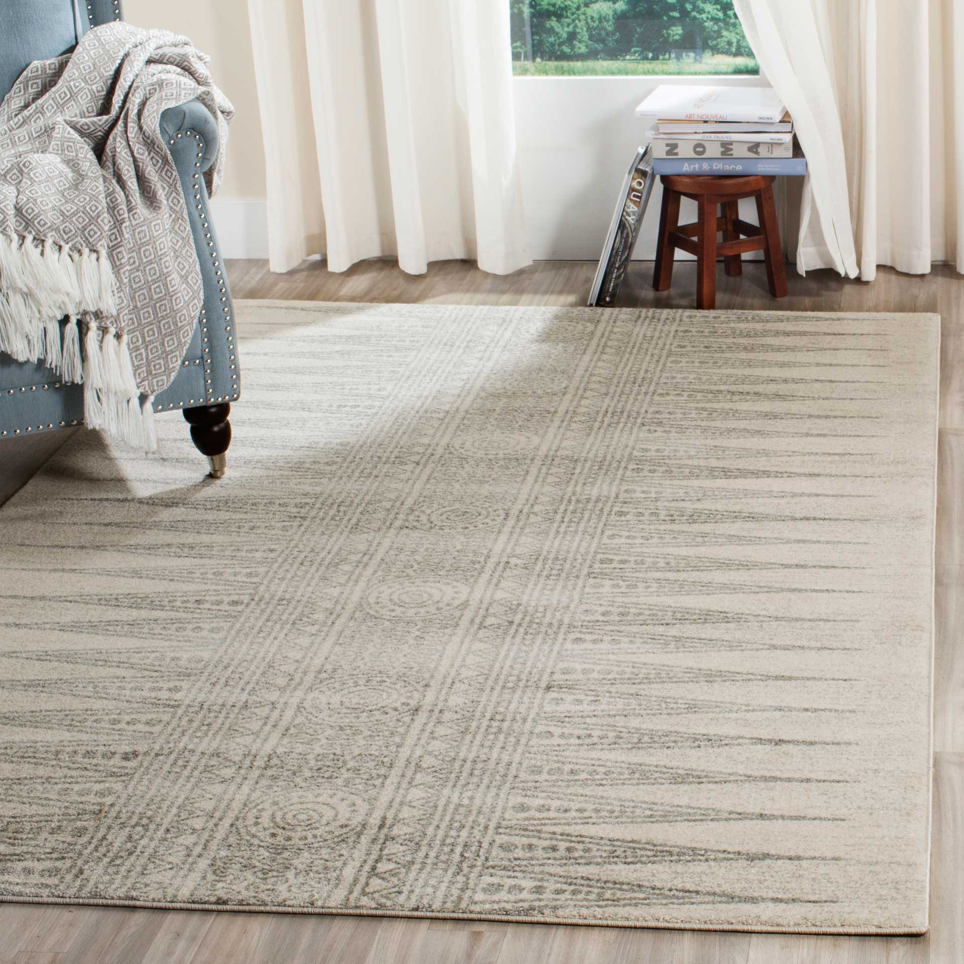 Evoke Tribal Ivory/Silver Area Rug - Image 7