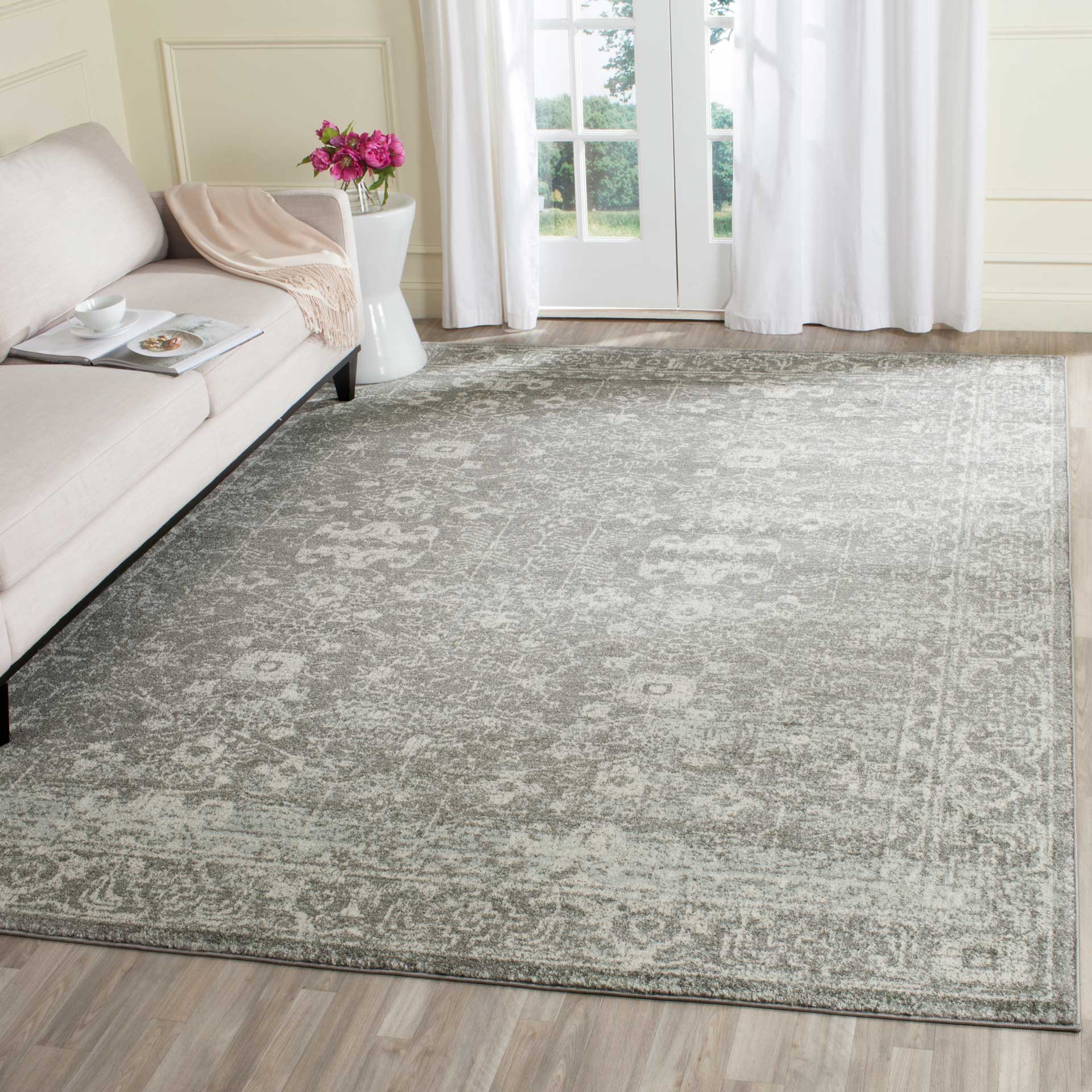 Evoke Vintage Gray/Ivory Area Rug - Image 11