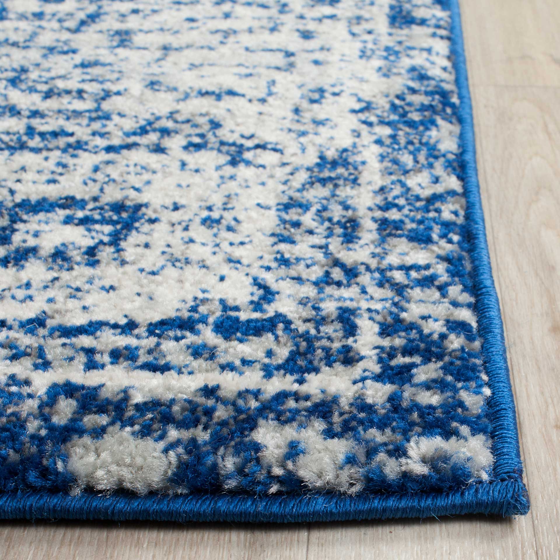 Evoke Vintage Navy/Ivory Area Rug - Image 7