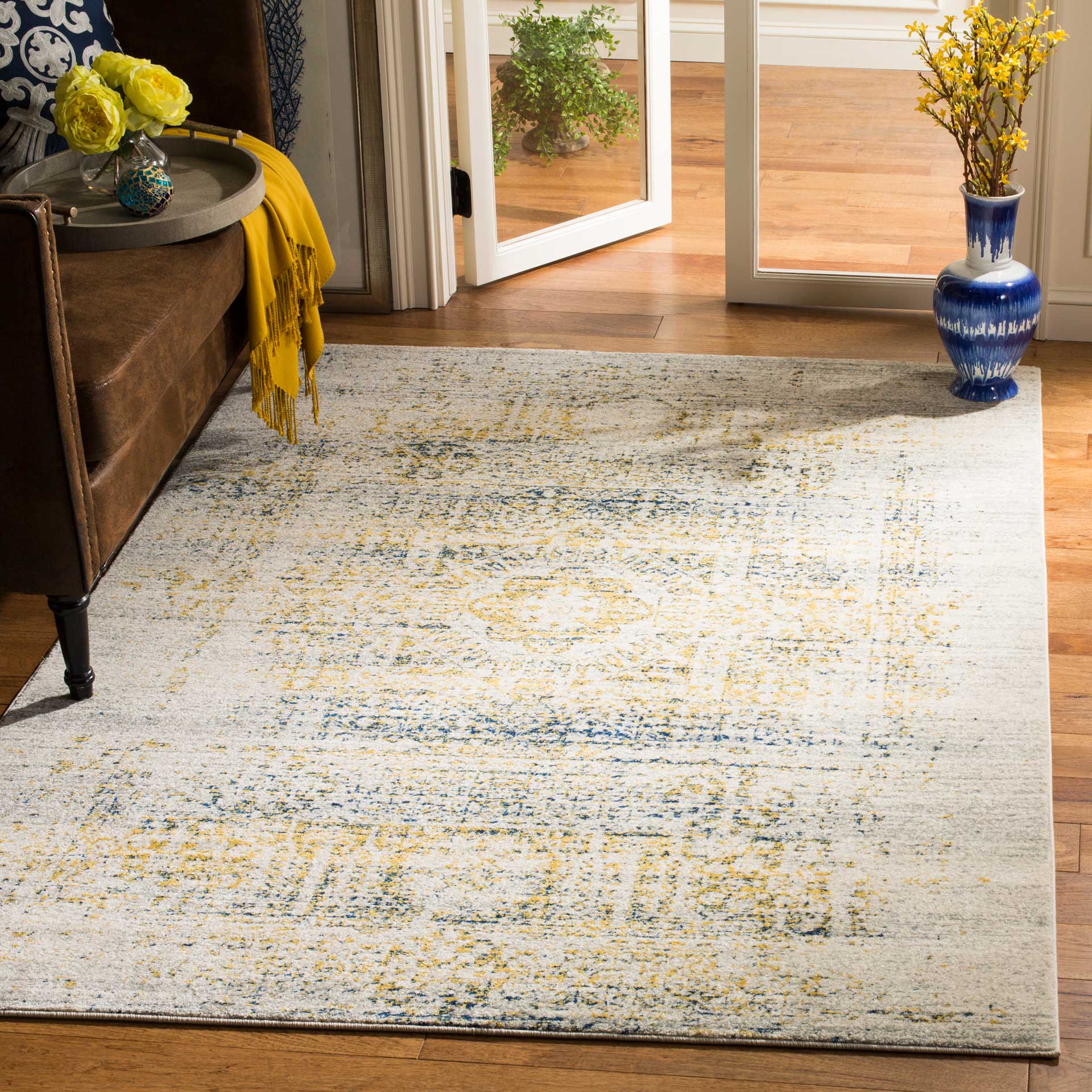 Evoke Washed Ivory/Blue Area Rug - Image 7