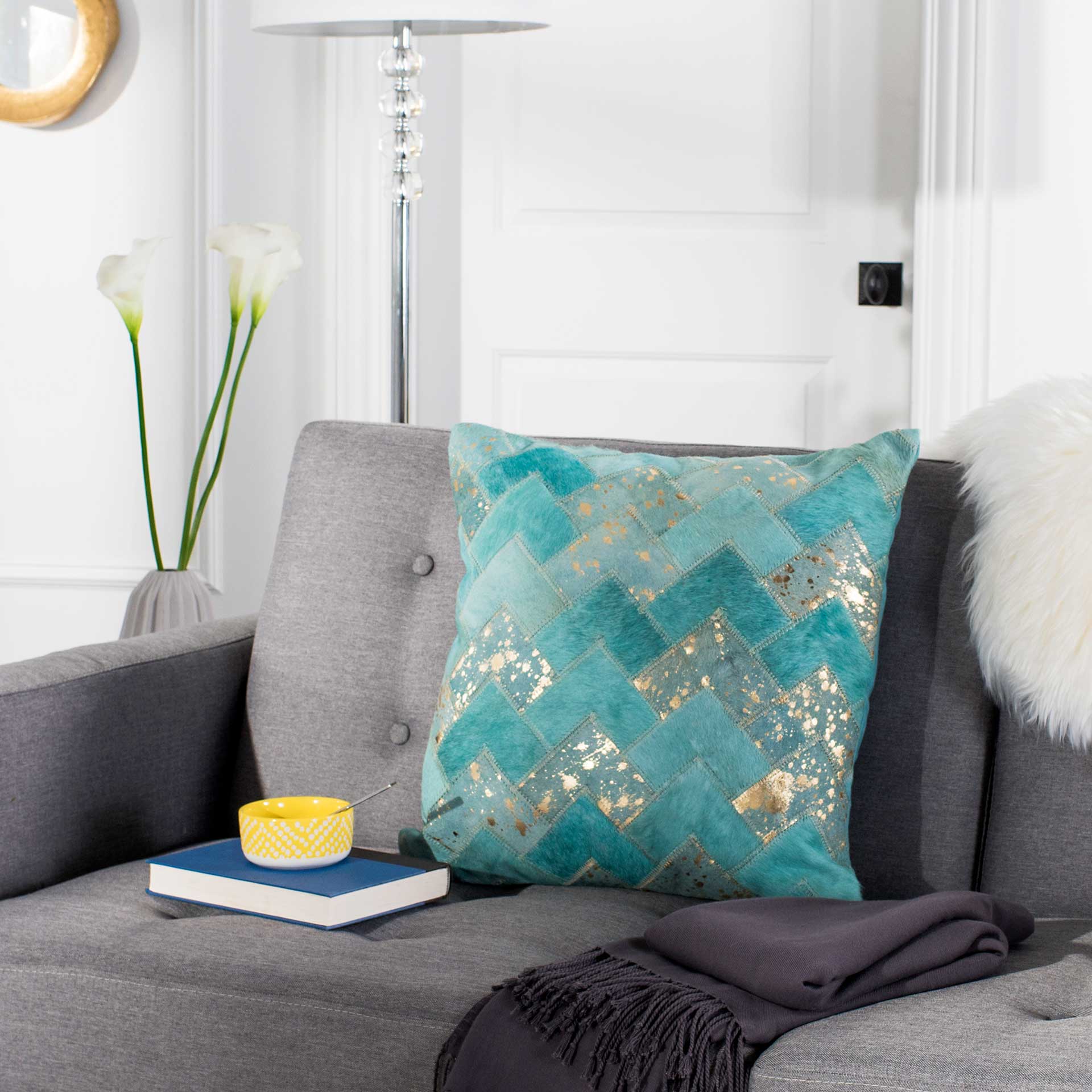 Ezekiel Metallic Cowhide Pillow Turquoise/Gold - Image 3