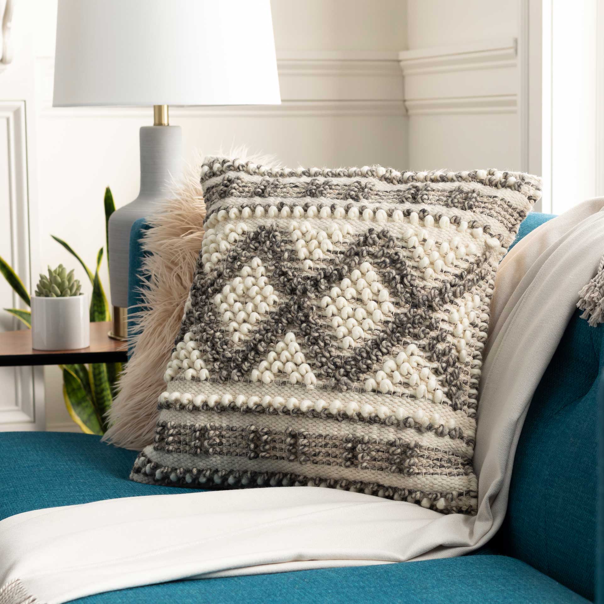 Faisal Pillow Beige/Cream/Black - Image 2