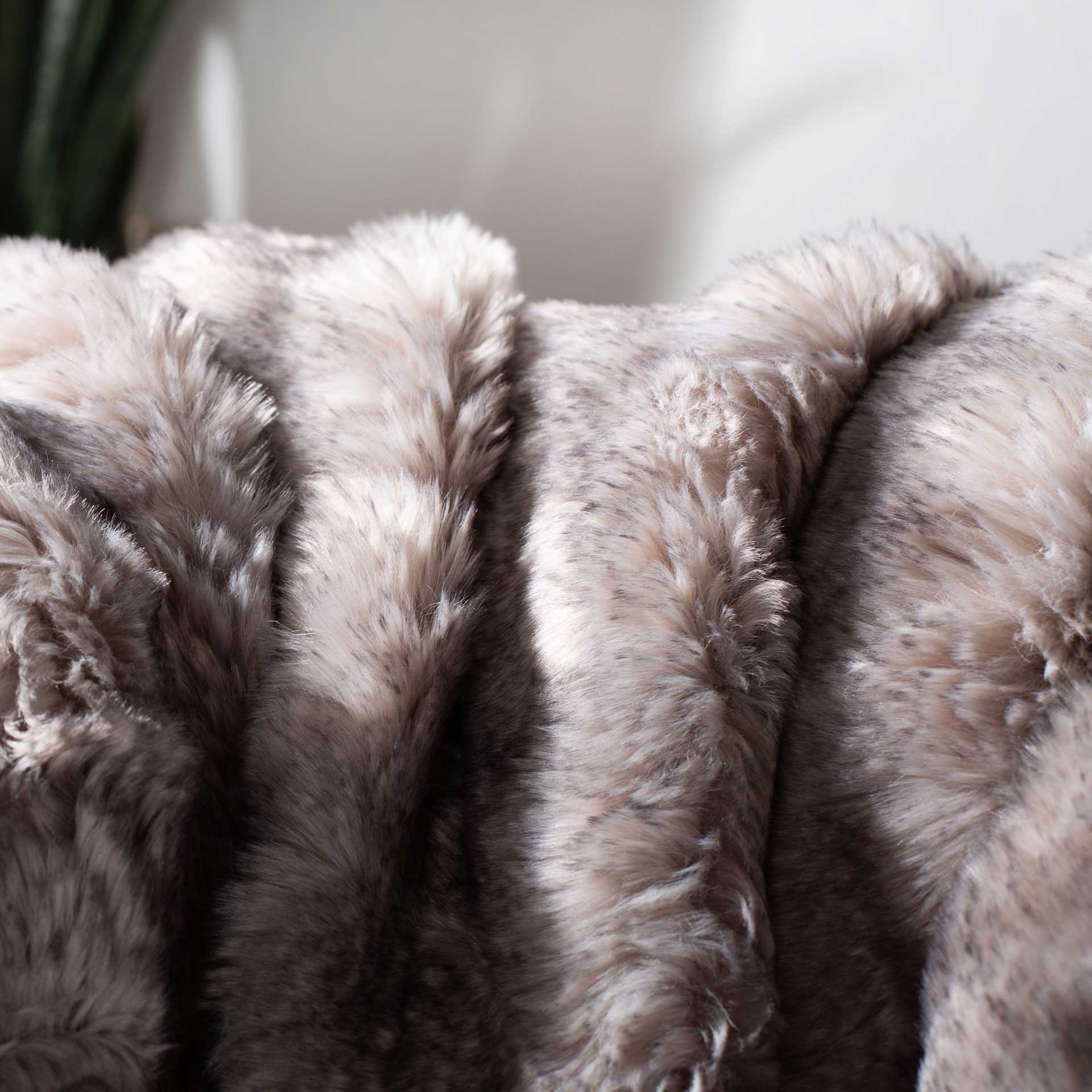 Faux Chinchilla Throw Gray - Image 3