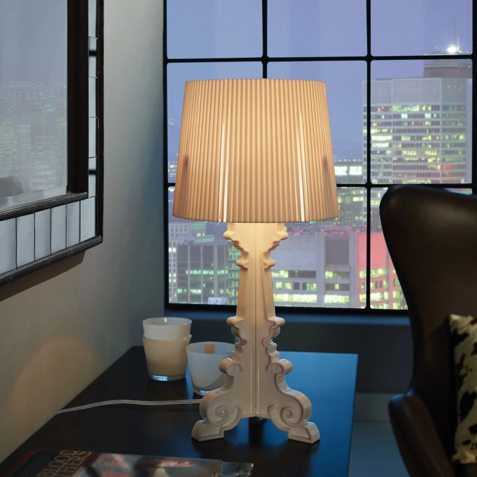 Franc Petit Table Lamp White - Image 4