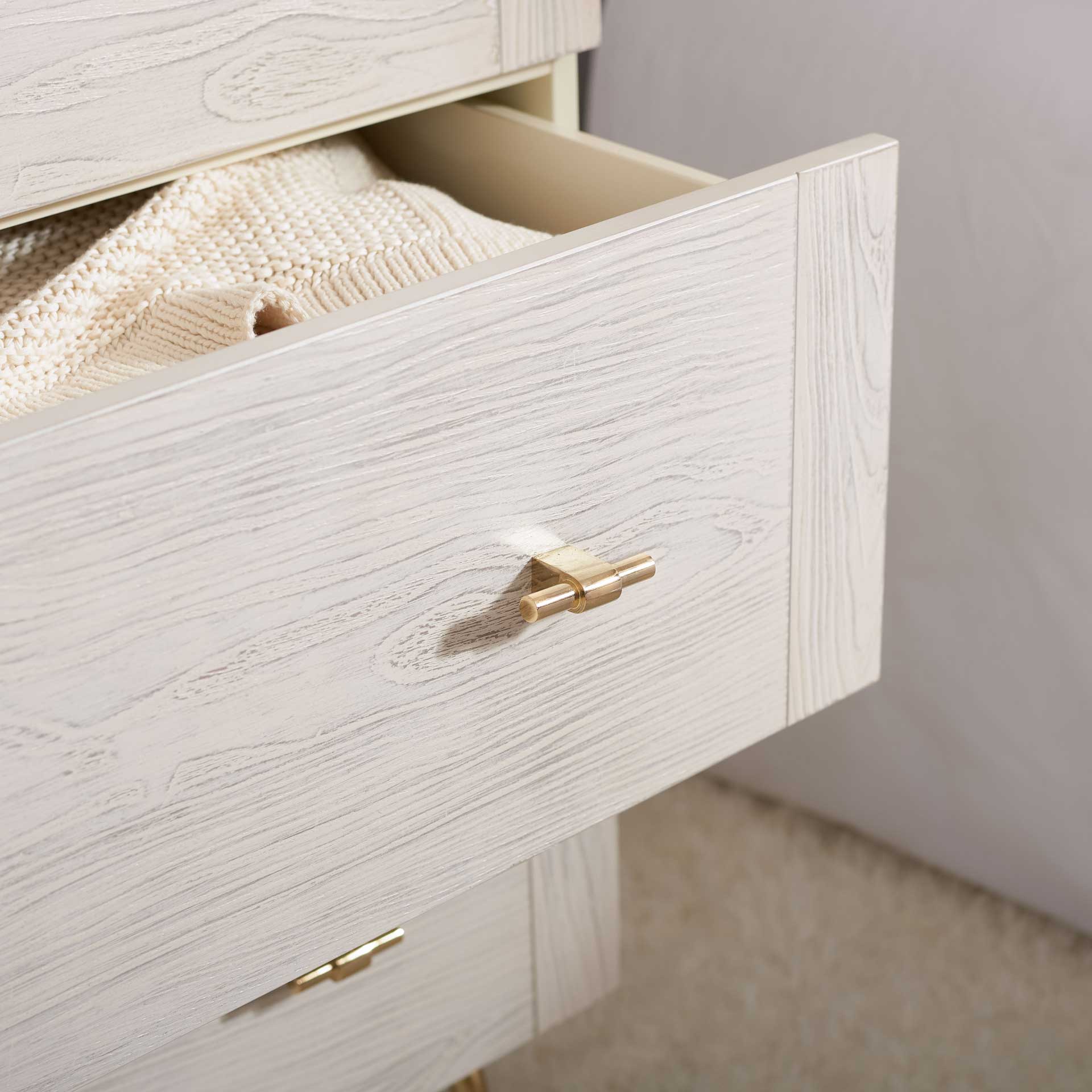 Gemma 3 Drawer Dresser Cream/White Washed - Image 8