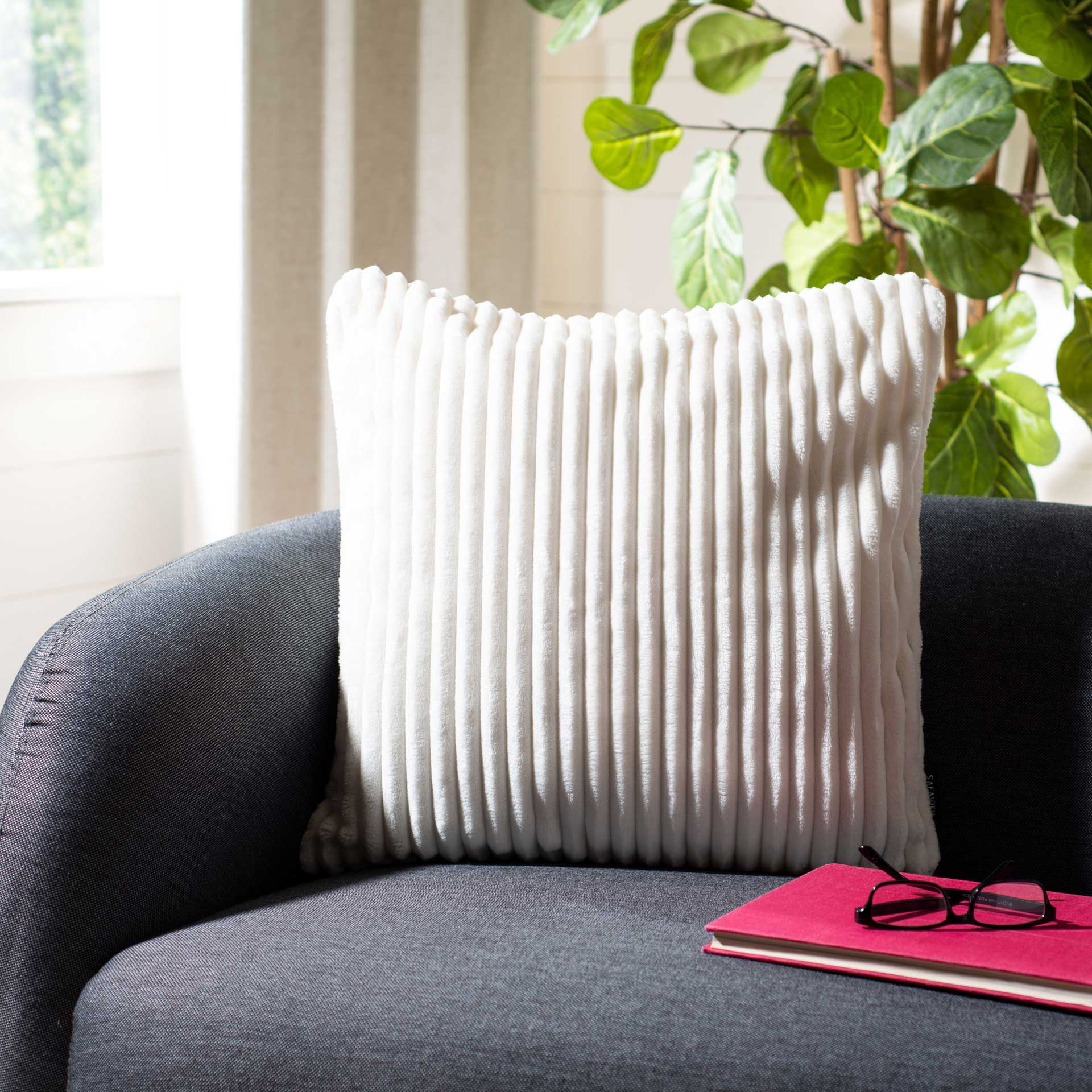 Gentry Pillow White - Image 3