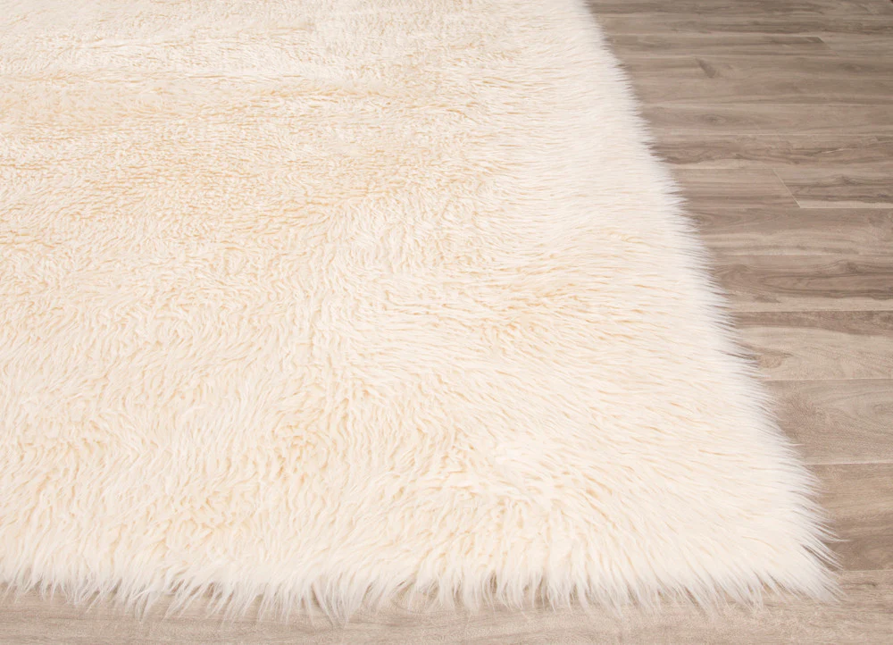Heron Ivory/White Area Rug - Image 2