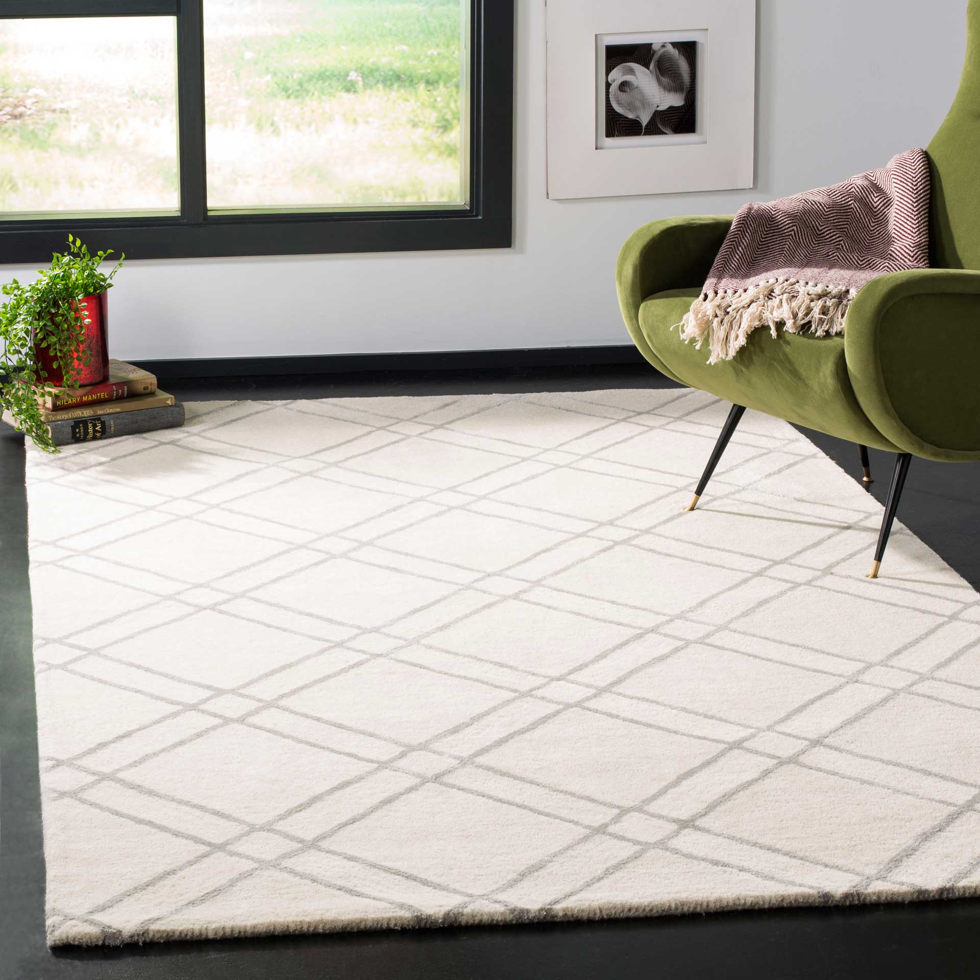 Himalaya Ivory/Silver Area Rug - Image 4