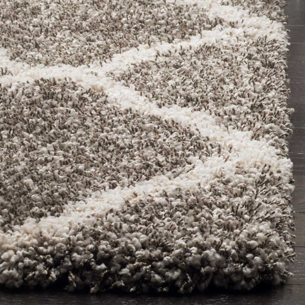 Hudson Shag Quatrefoil Gray/Ivory Area Rug - Image 5