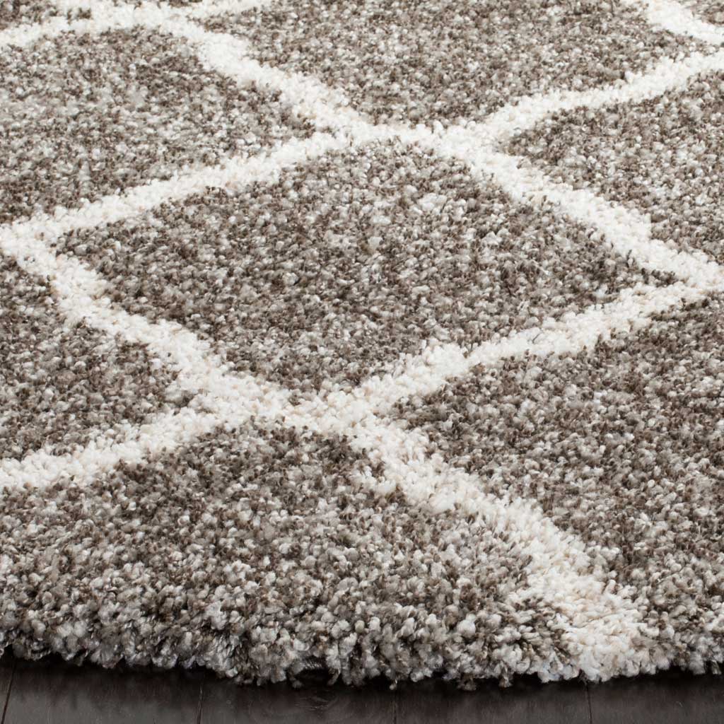 Hudson Shag Quatrefoil Gray/Ivory Round Rug - Image 2