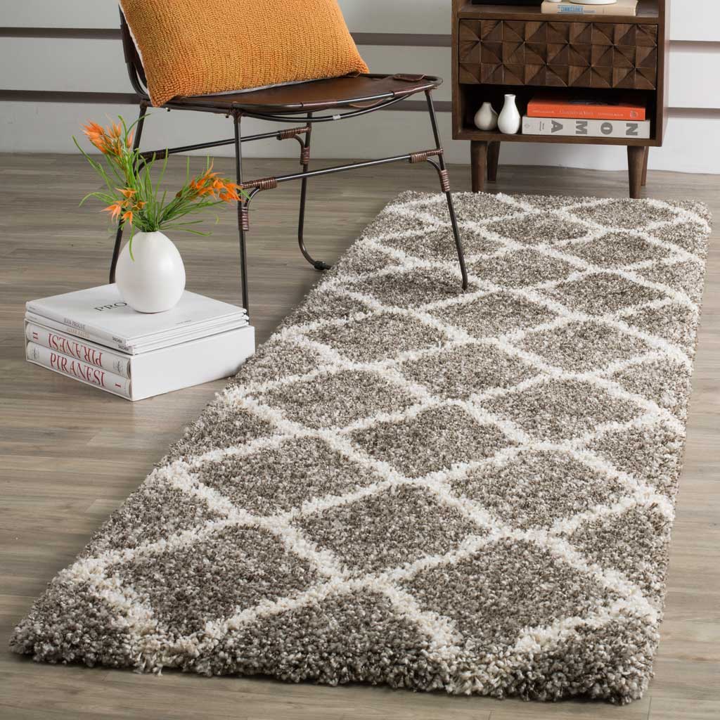Hudson Shag Quatrefoil Gray/Ivory Runner Rug - Image 2