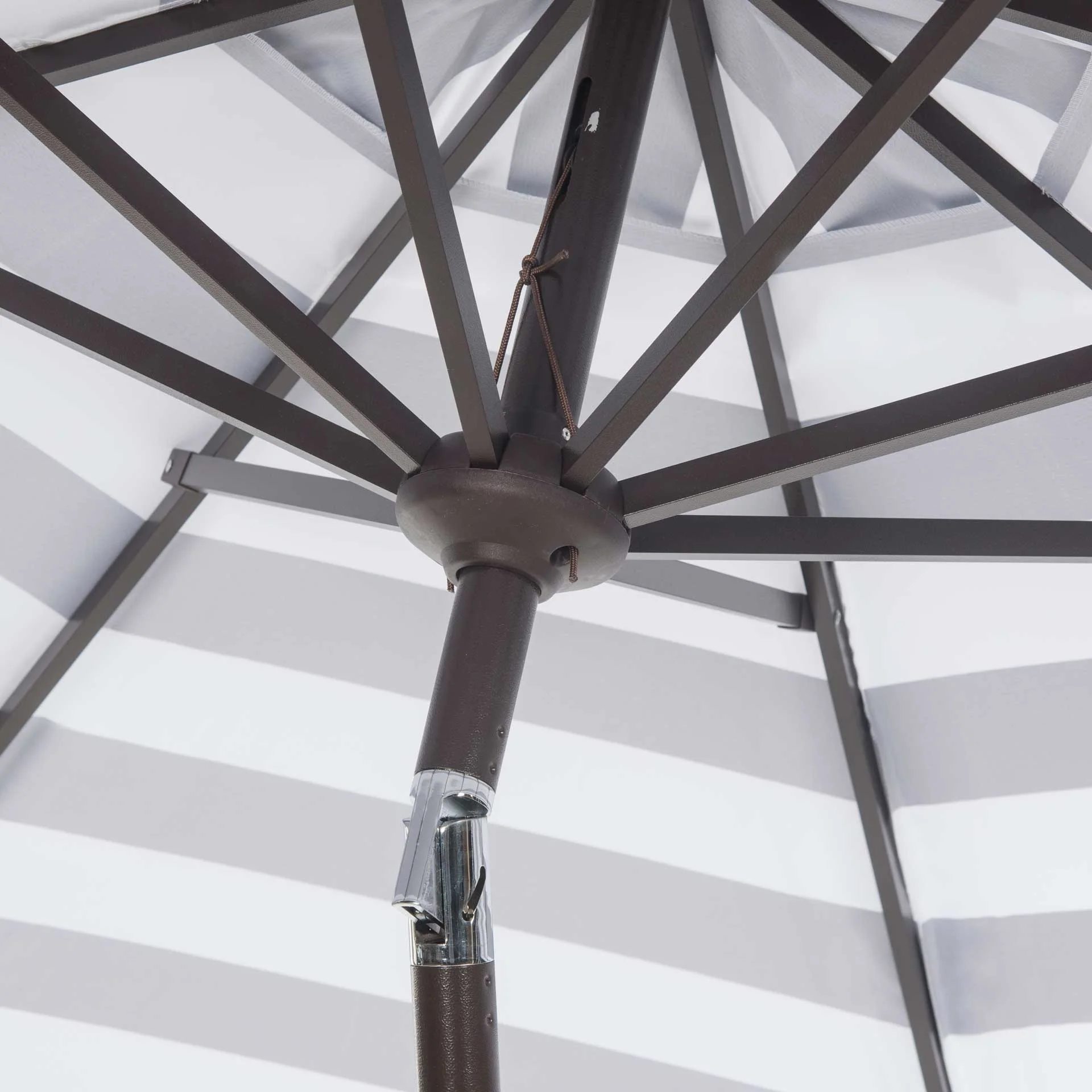 Irvin Uv Resistant Auto Tilt Umbrella Black/White - Image 3