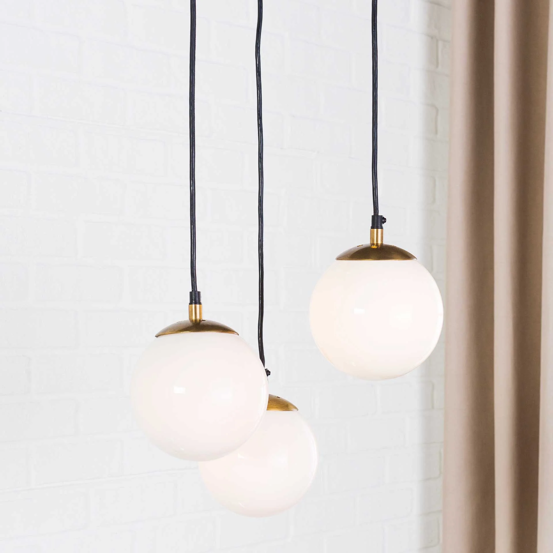 Julie Ceiling Lamp White/Brass - Image 3