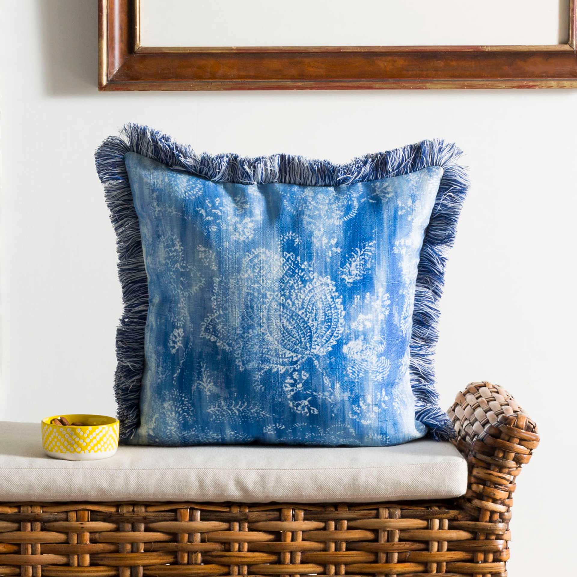 Kalos Pillow Blue/Cream - Image 4
