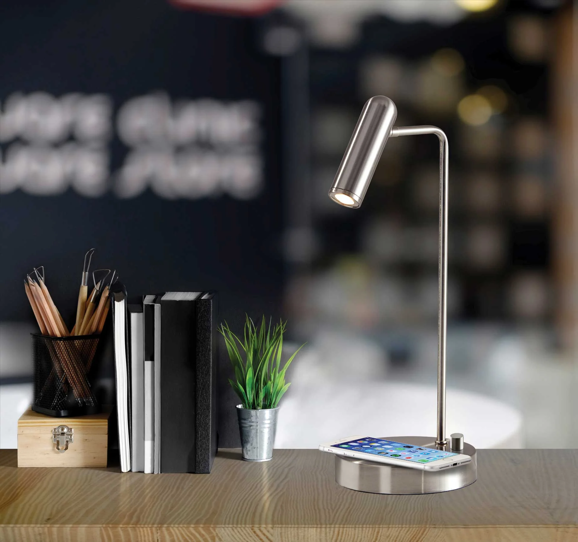 Kane Wireless Charge Desk Lamp Brushed Steel - Image 9