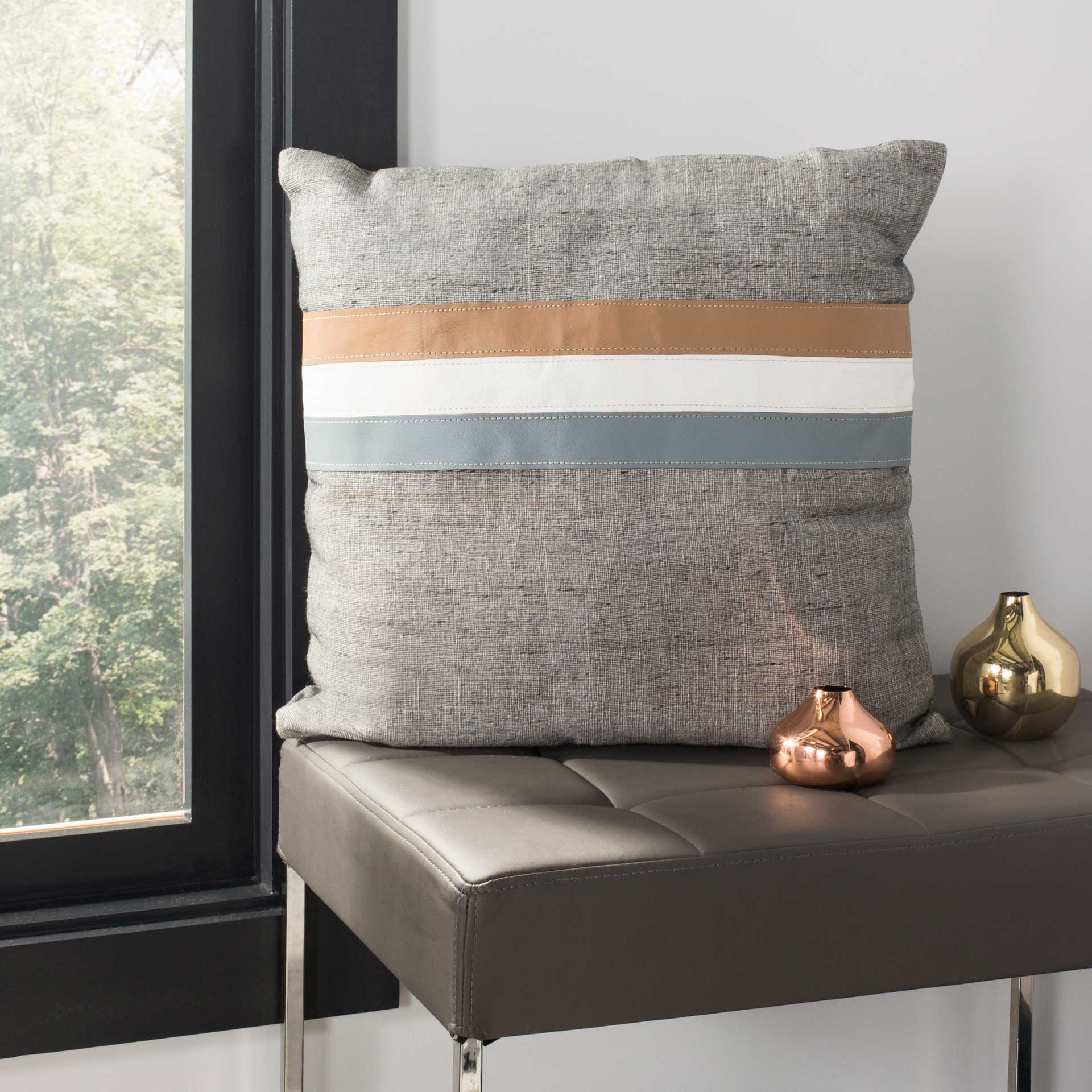 Keagan Cowhide Pillow Gey/White/Beige - Image 3