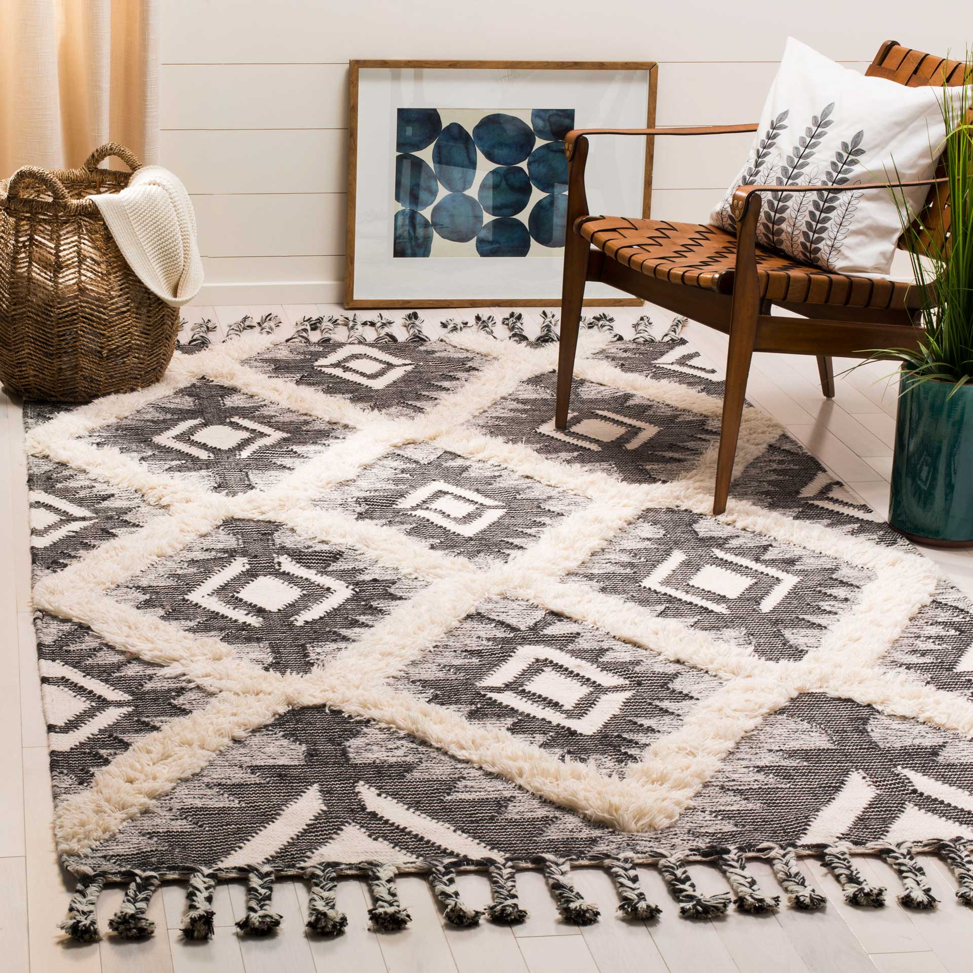 Kenya Black/Ivory Area Rug - Image 4