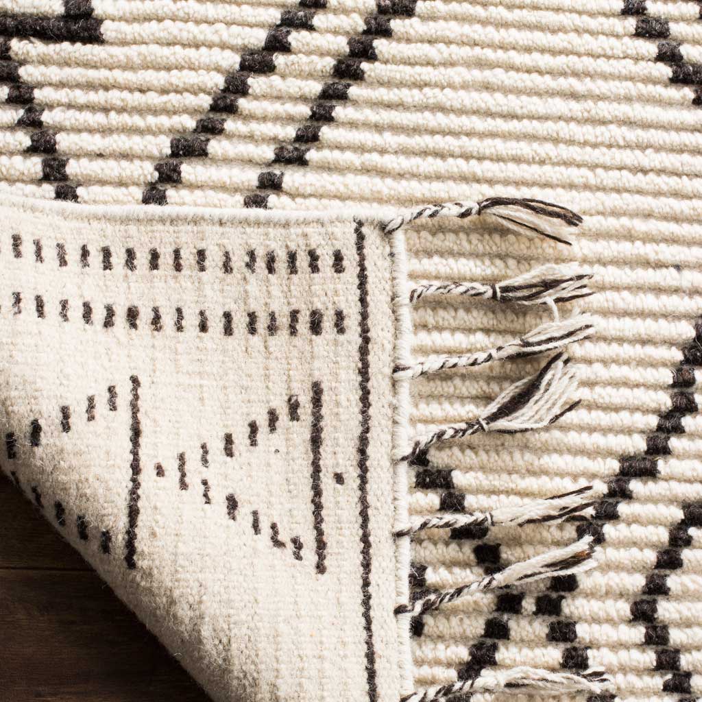 Kenya Ivory/Black Area Rug - Image 3
