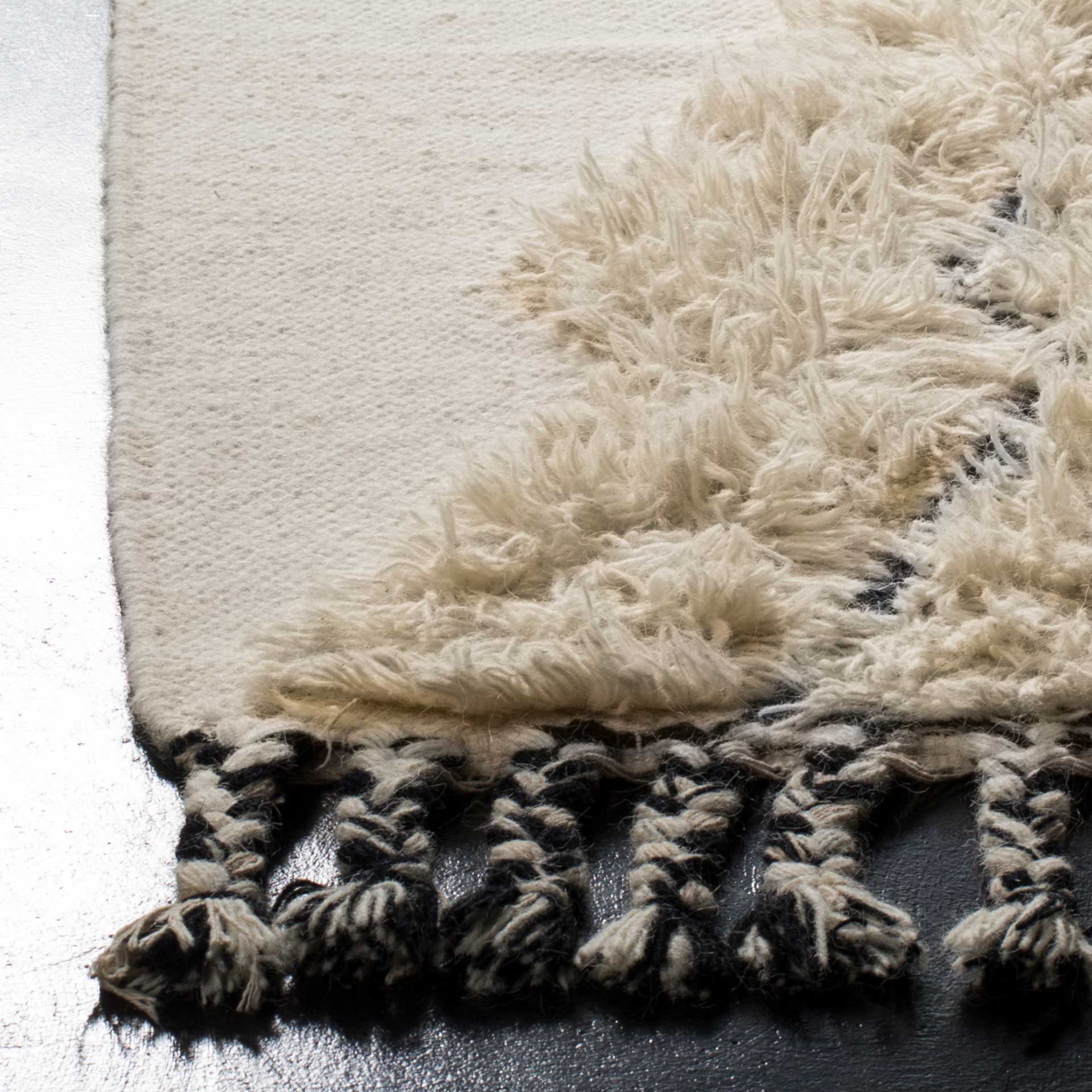 Kenya Ivory/Black Blue Area Rug - Image 2