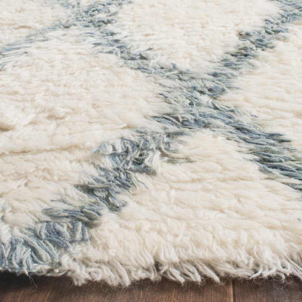 Kenya Ivory/Blue Area Rug - Image 3