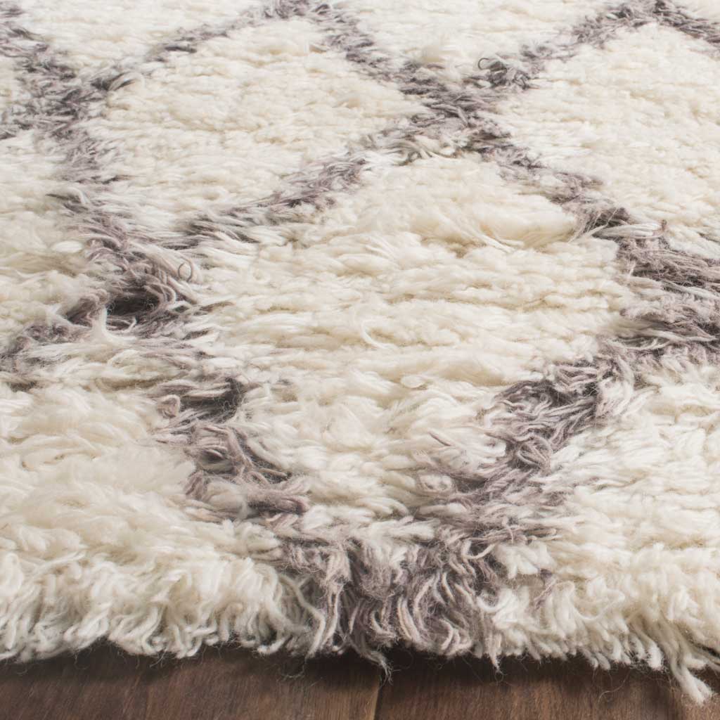 Kenya Ivory/Gray Area Rug - Image 3