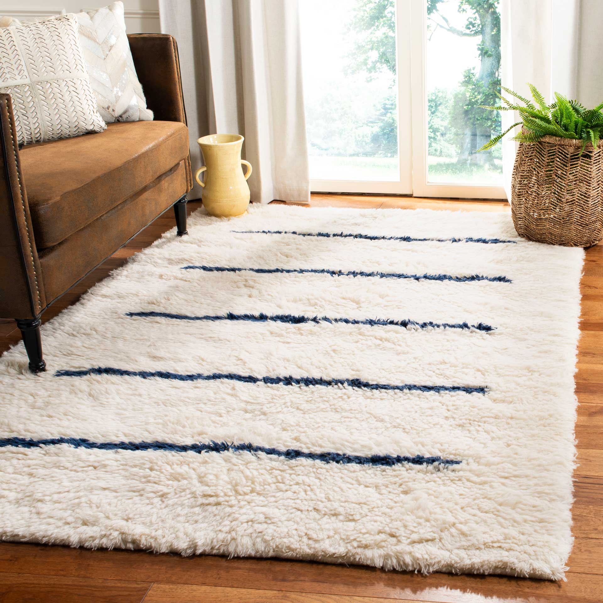 Kenya Stripe Ivory/Navy Area Rug - Image 4