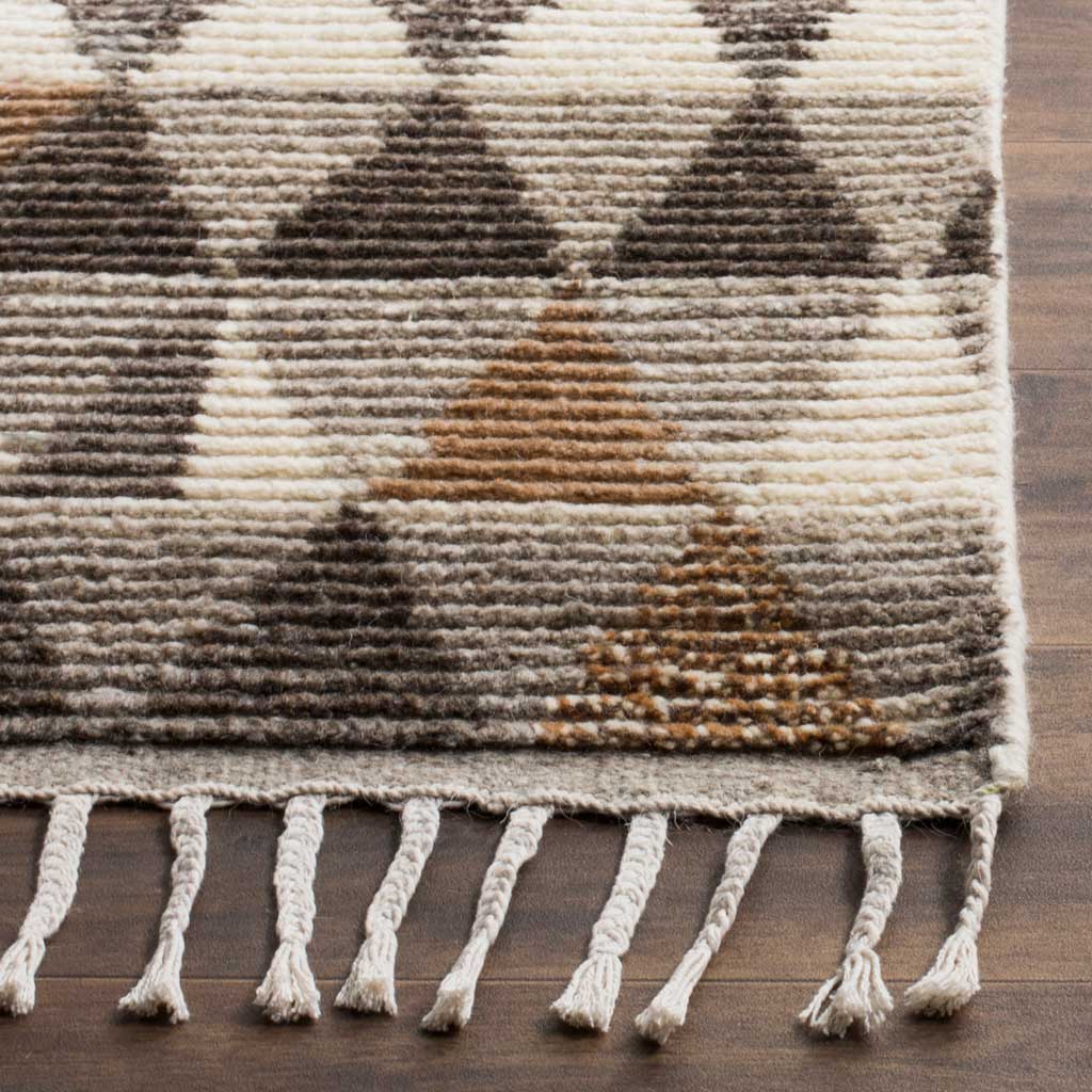 Kenya Triangle Ivory/Multi Area Rug - Image 2