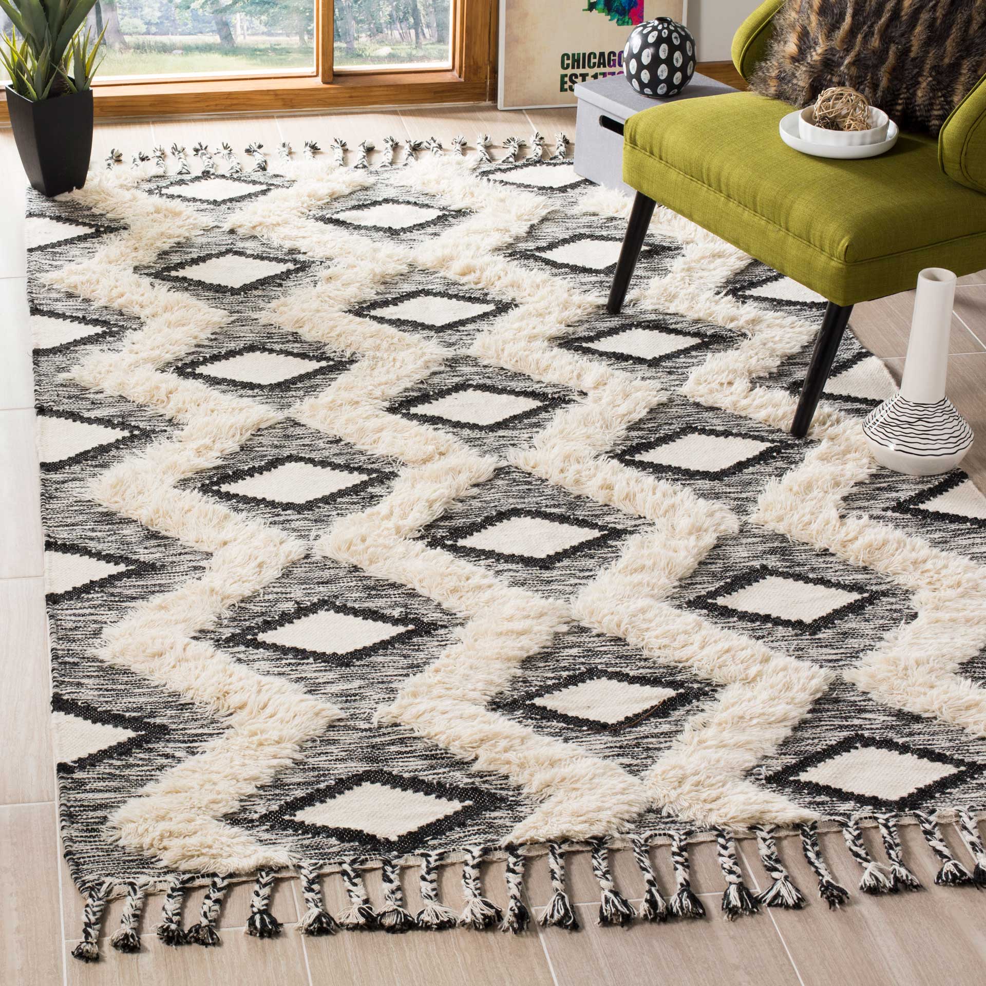 Kenya Wave Black/Ivory Area Rug - Image 5