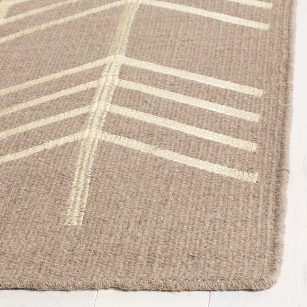 Kilim Arrow Beige Area Rug - Image 5