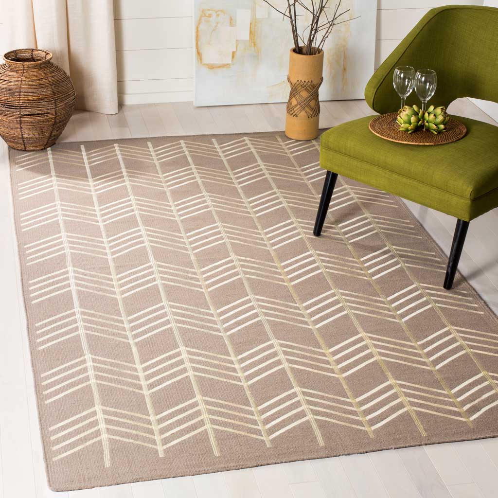 Kilim Arrow Beige Area Rug - Image 8