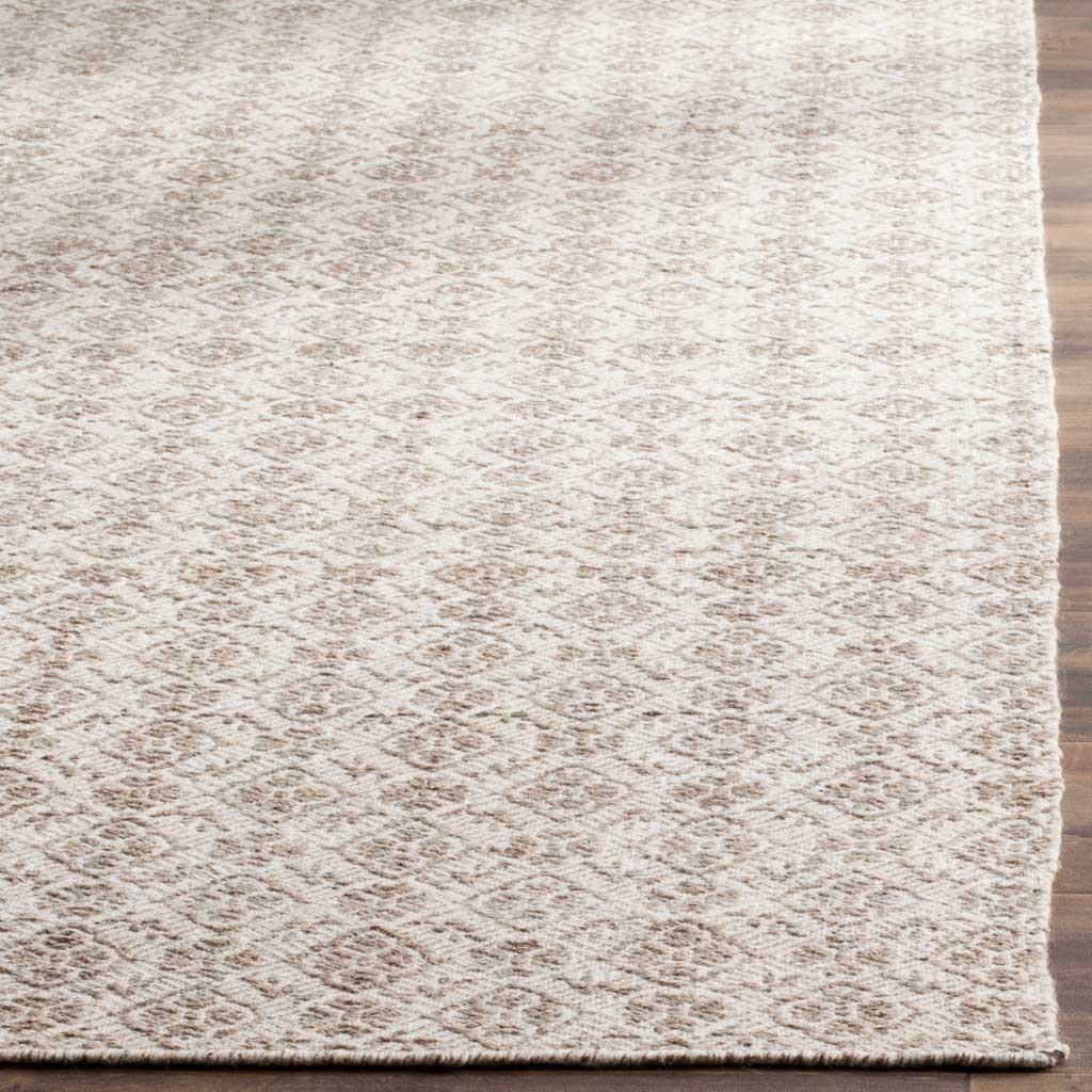 Kilim Emblem Gray/Ivory Area Rug - Image 4