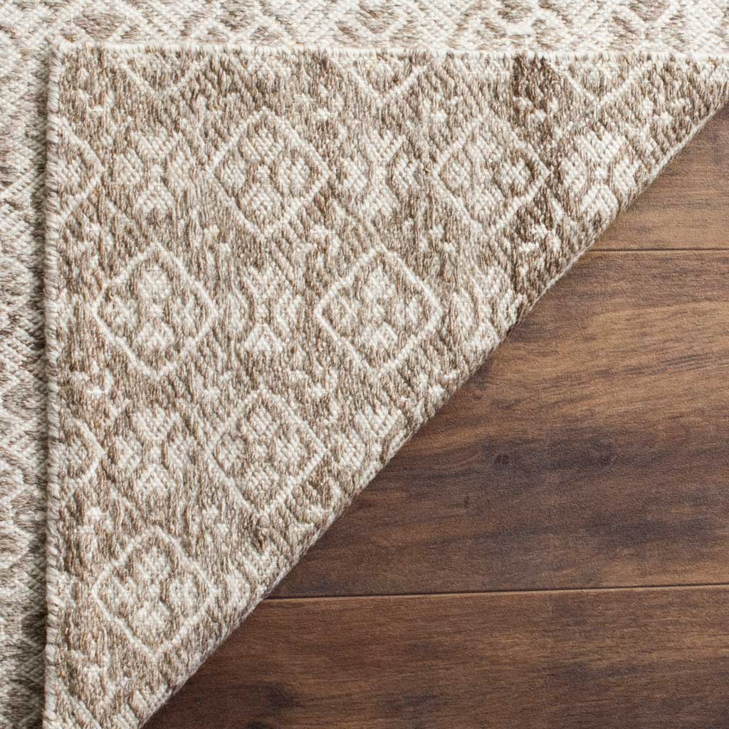 Kilim Emblem Gray/Ivory Area Rug - Image 5