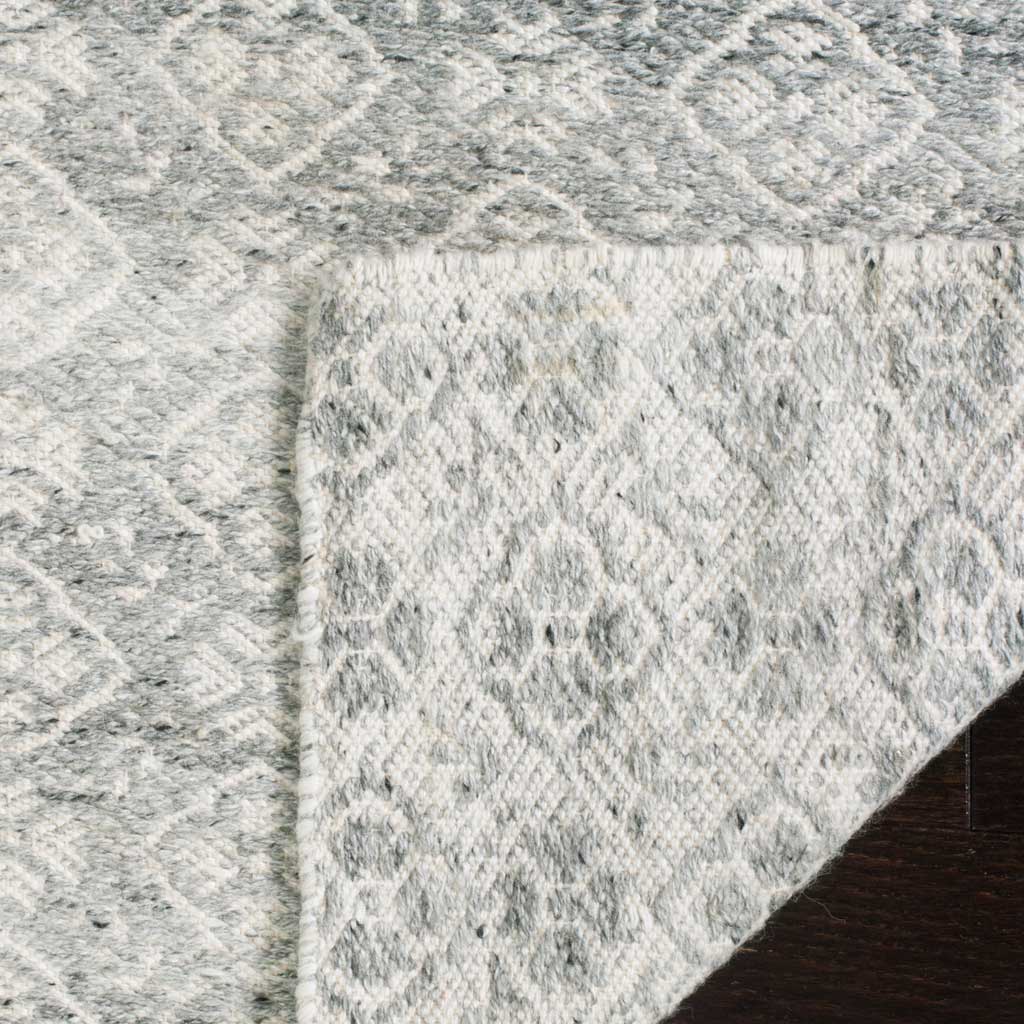 Kilim Emblem Ivory/Silver Area Rug - Image 5