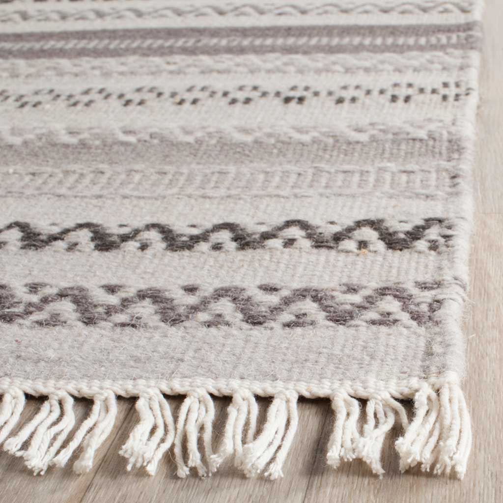 Kilim Gray Area Rug - Image 4