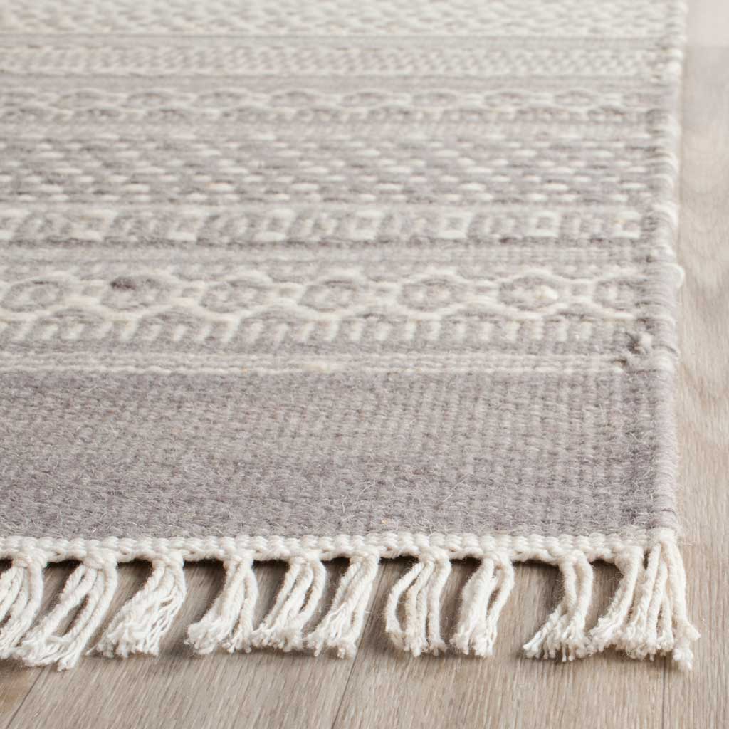 Kilim Native Gray Area Rug - Image 4