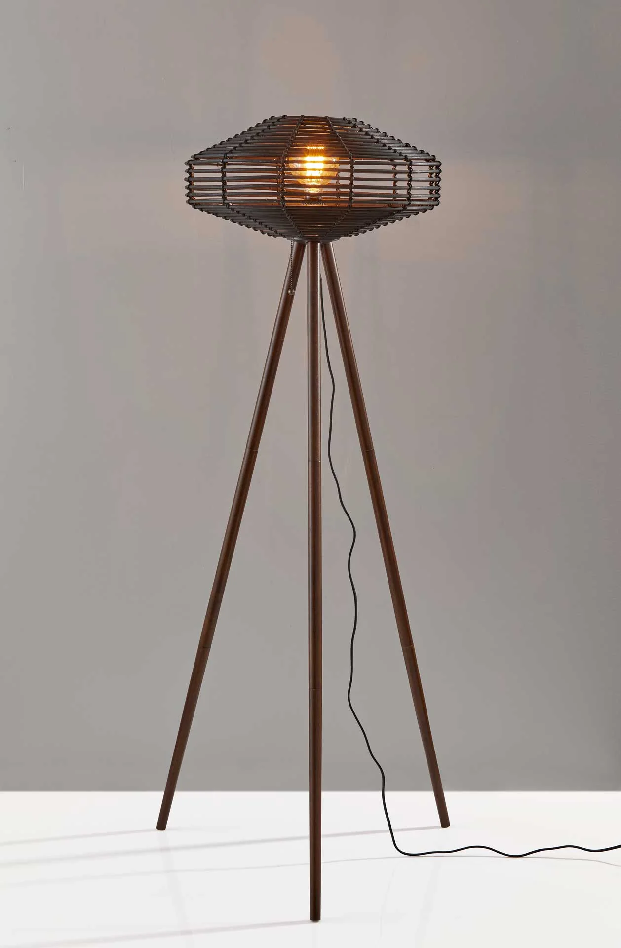 Kinston Floor Lamp Black/Walnut - Image 3