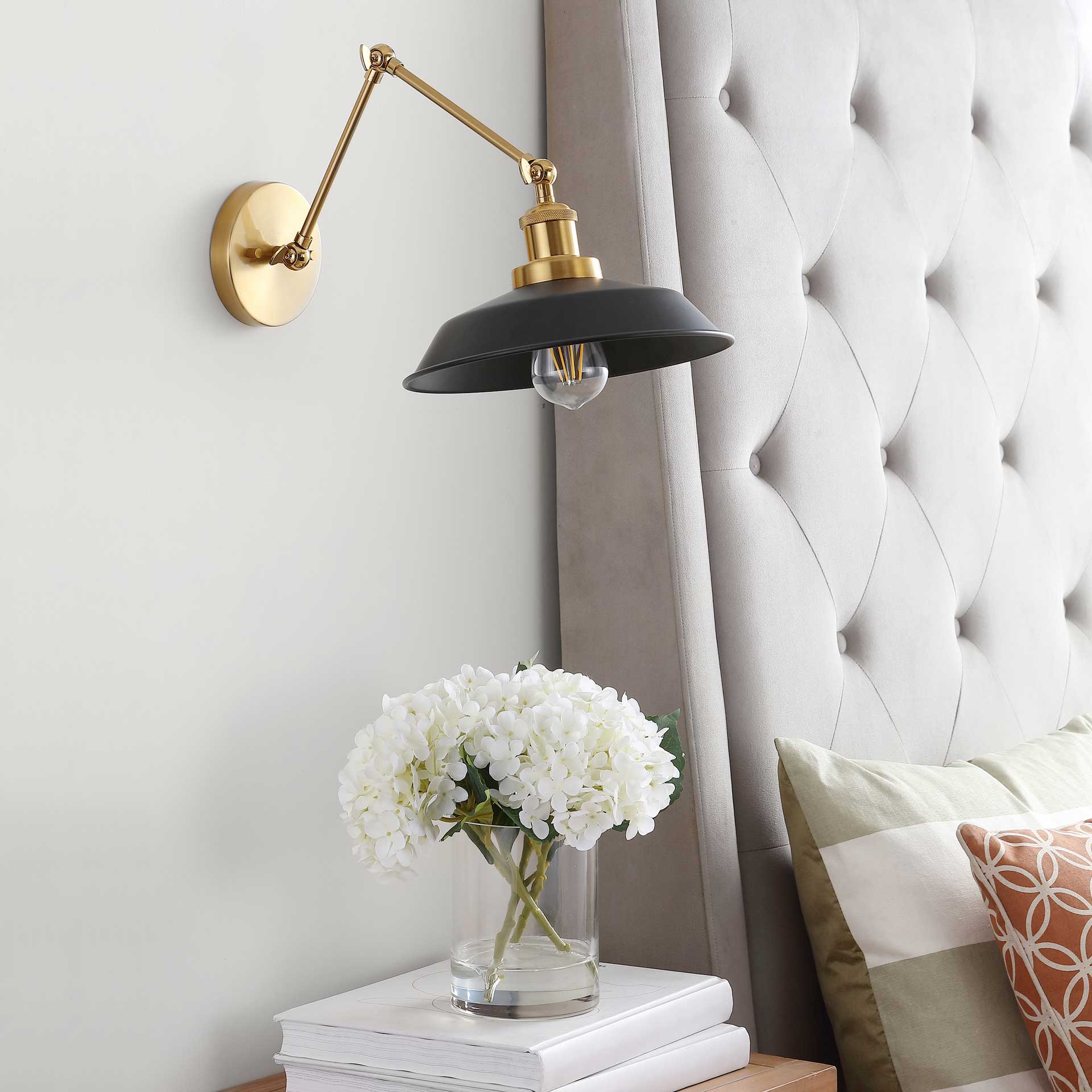Kiona Wall Sconce Brass Gold/Black - Image 3