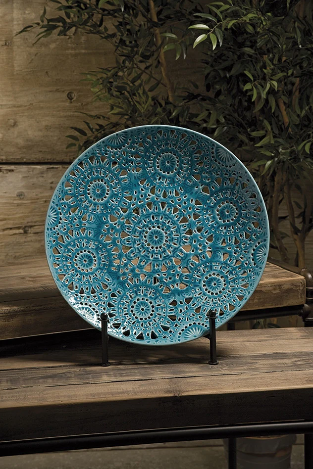 Labette Floral Pierced Charger with Iron Stand - Image 2