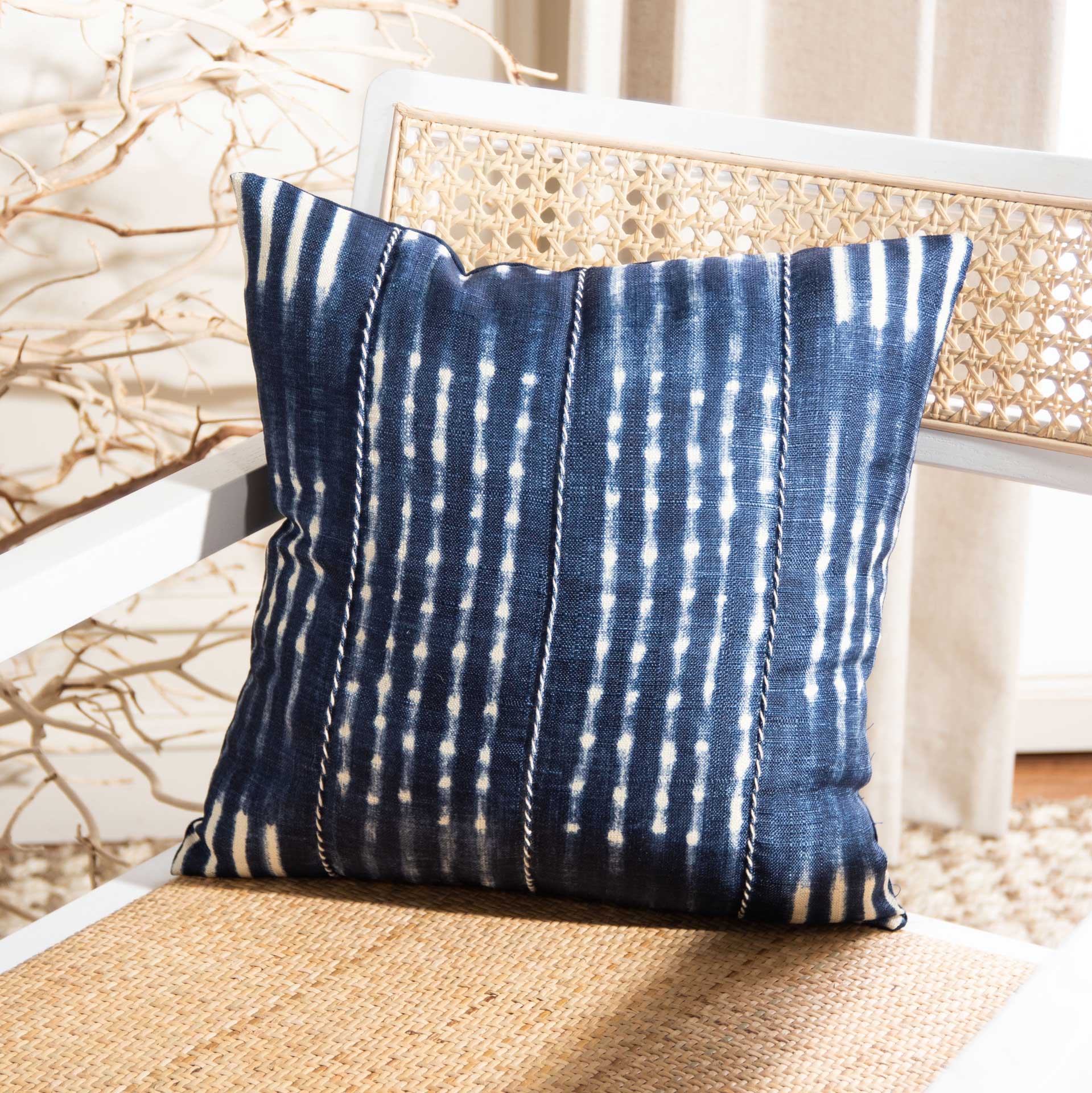Lana Pillow Blue/Cream - Image 4
