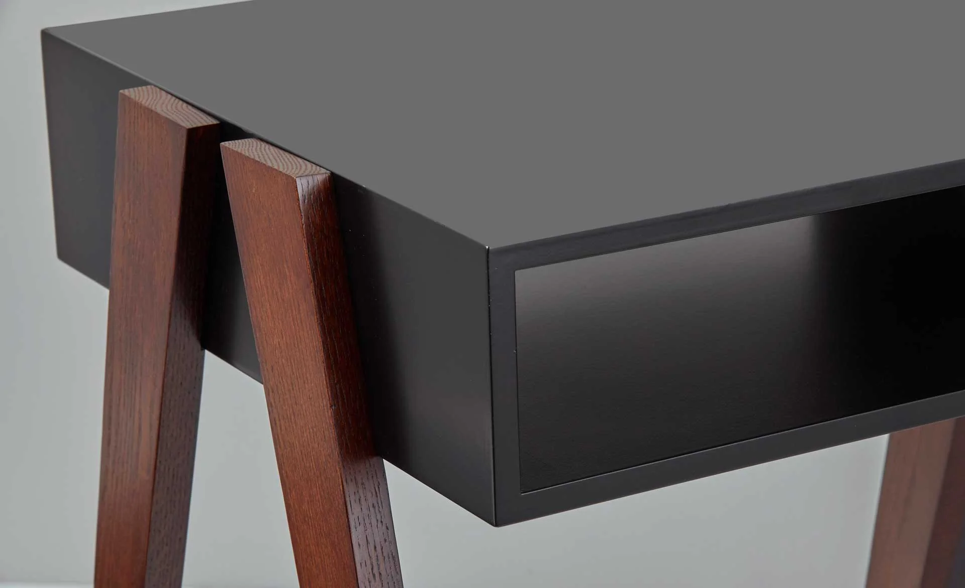 Laon Coffee Table Black/Walnut - Image 4