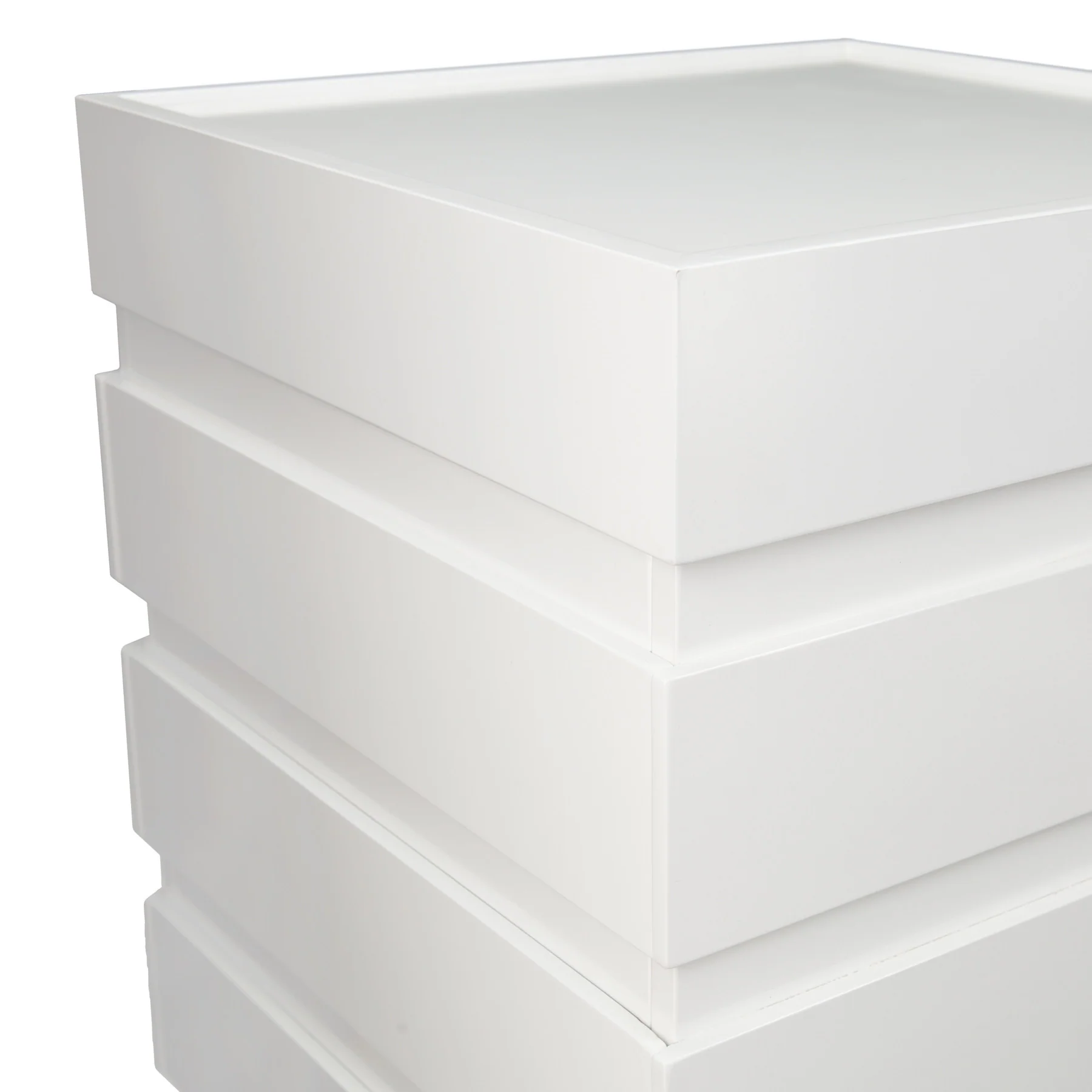 Lavrock End Trunk White - Image 3