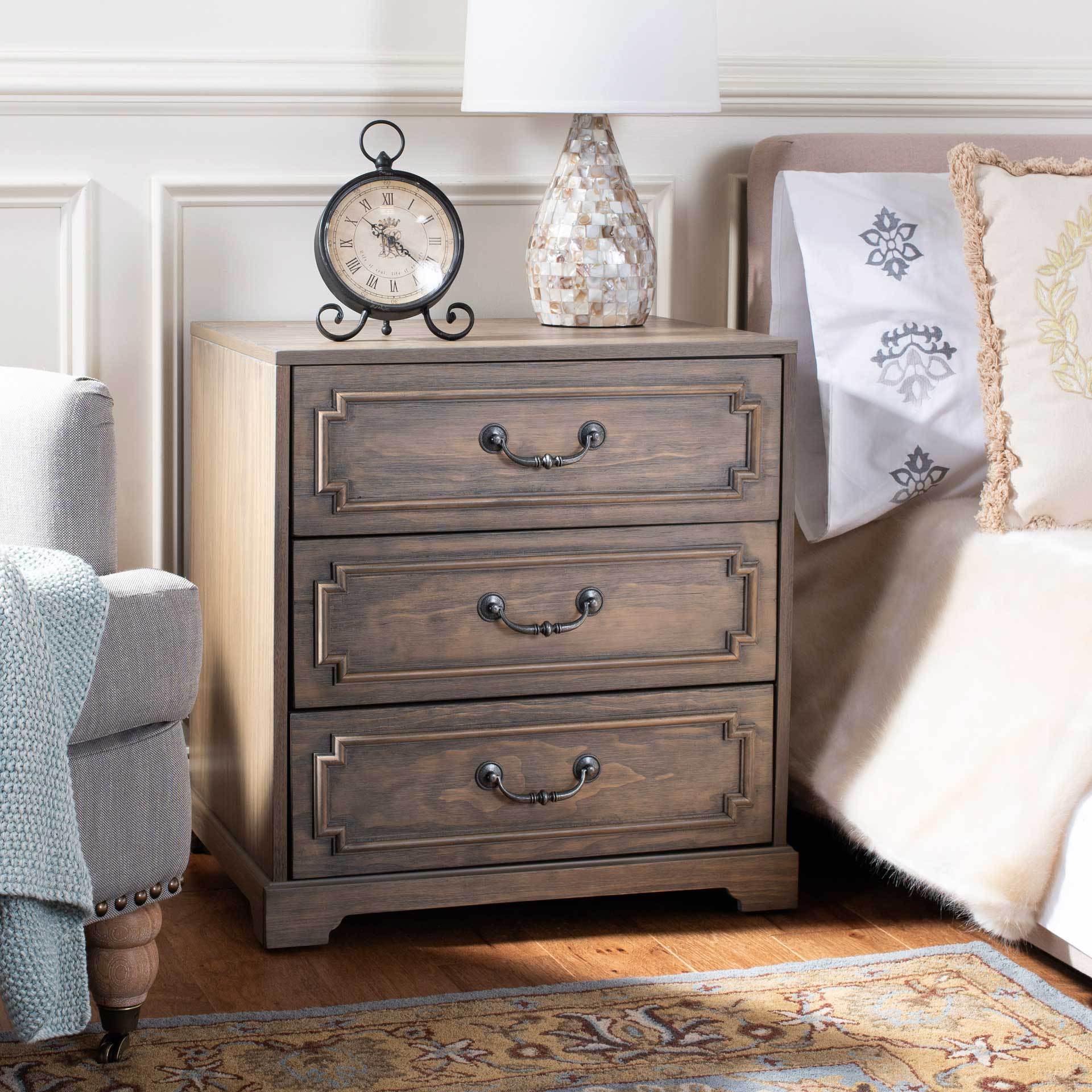Leanna 3 Drawer Nightstand Weathered Oak - Image 4