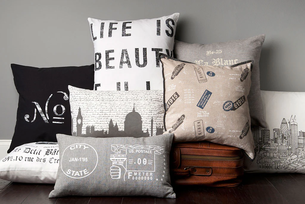 Life is Beauty Ivory/Black Pillow - Image 2