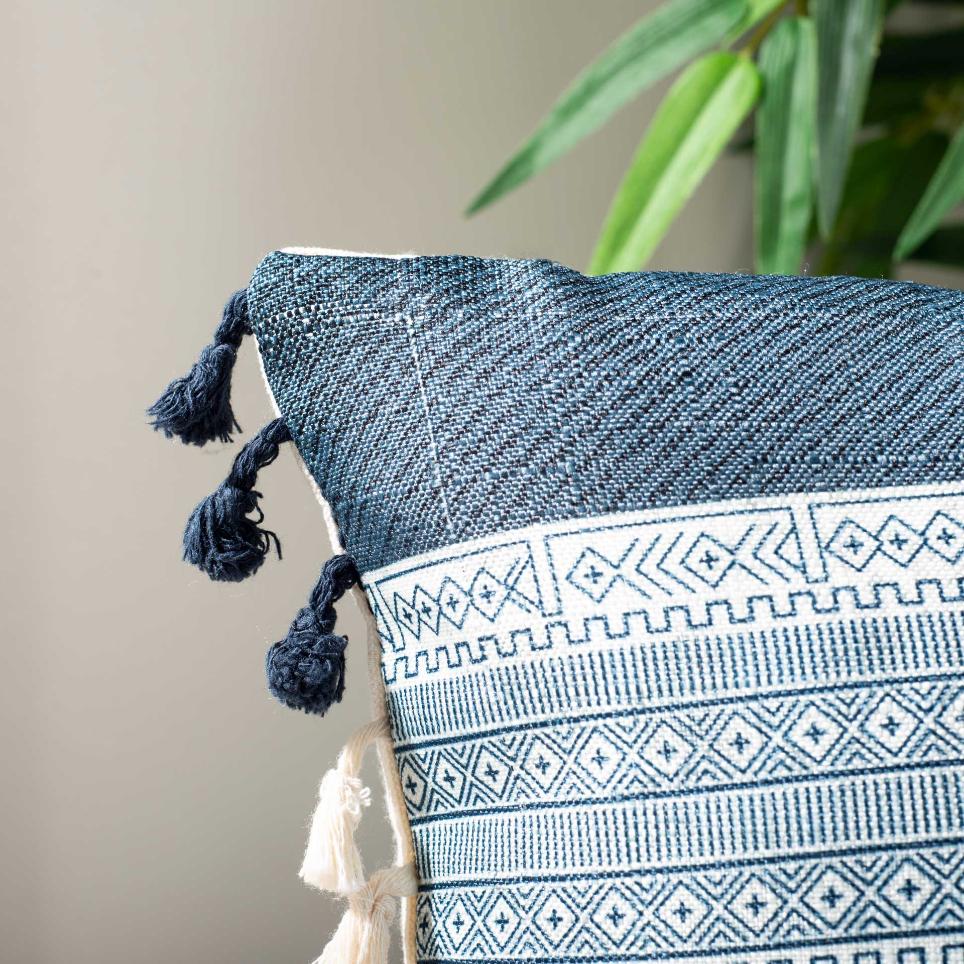 Lilah Pillow Deep Blue/Gray - Image 3